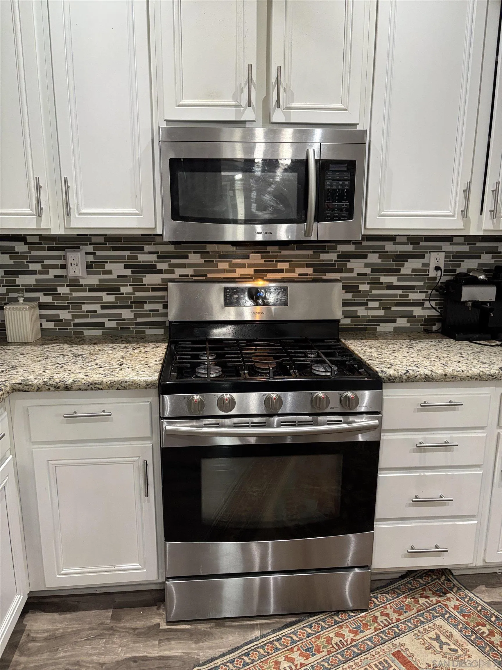 Photo #15: 260003752 Listing: Photo #15