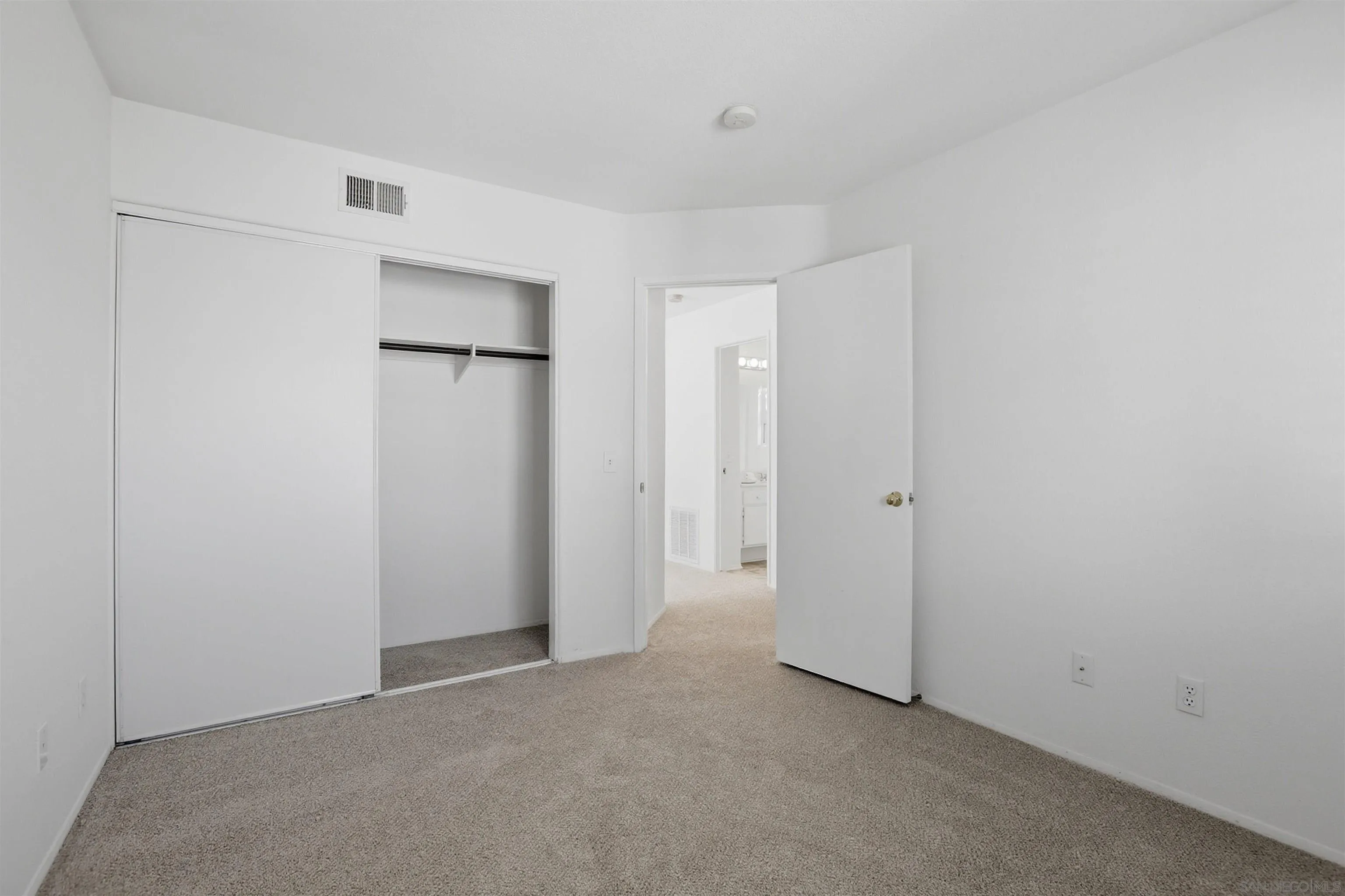 Photo #26: 260003754 Listing: Photo #26