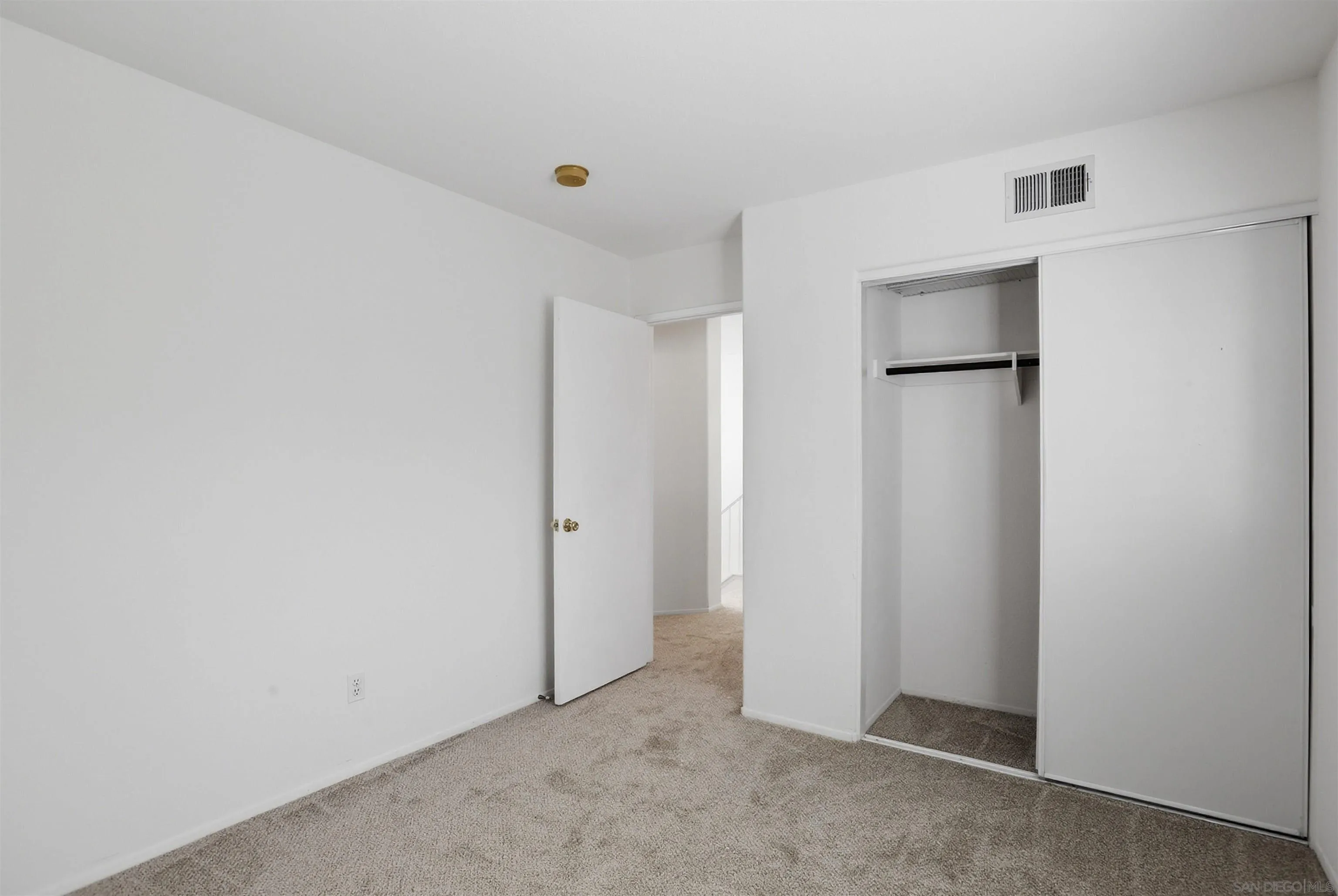 Photo #22: 260003754 Listing: Photo #22