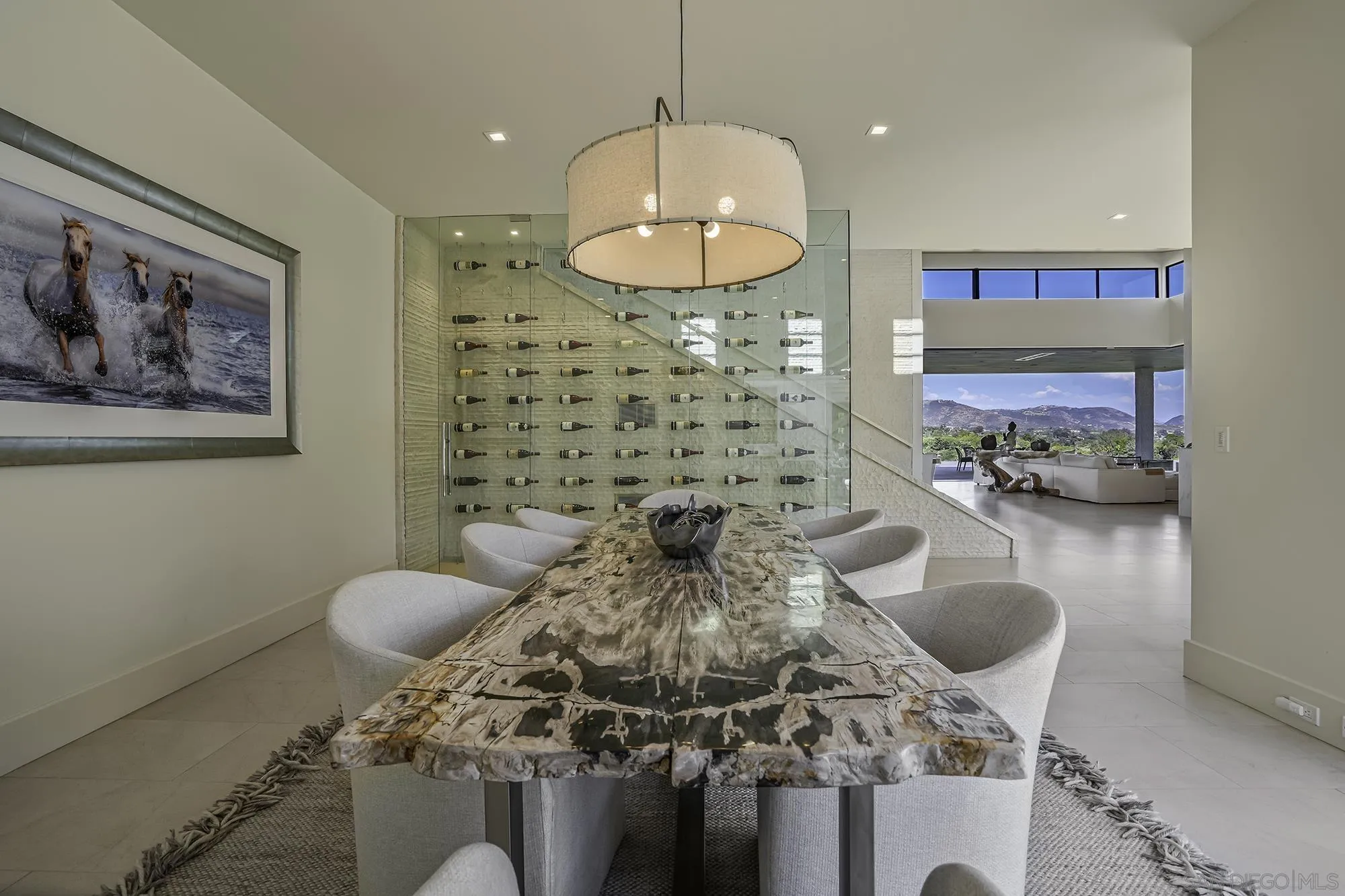 https://cdn.realtyfeed.com/cdn/127/260003755/842f4f63c8838a39dc21118d7590645e.webp