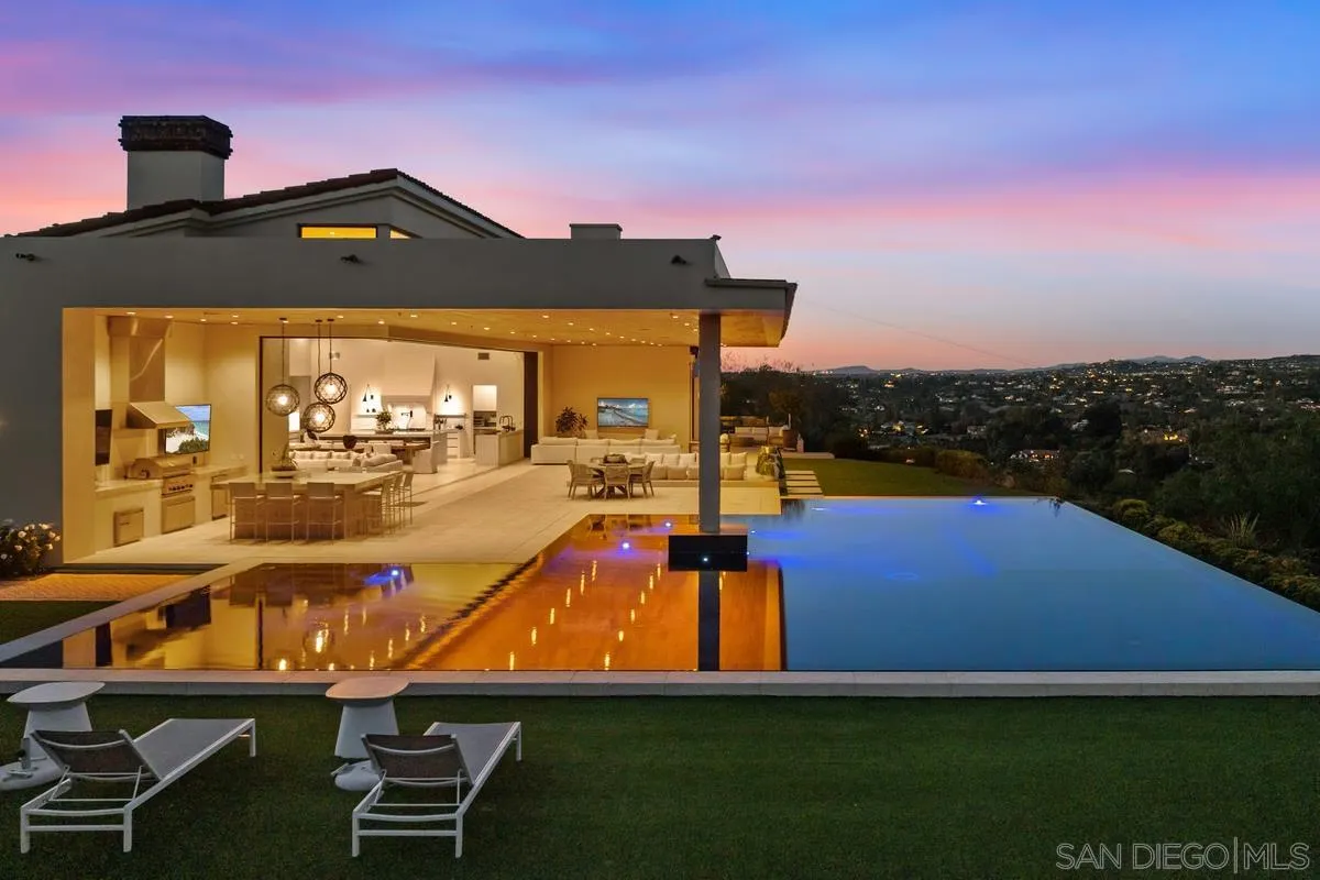 https://cdn.realtyfeed.com/cdn/127/260003755/ecba2692e204f0d4f2feccf05a2f9f45.webp