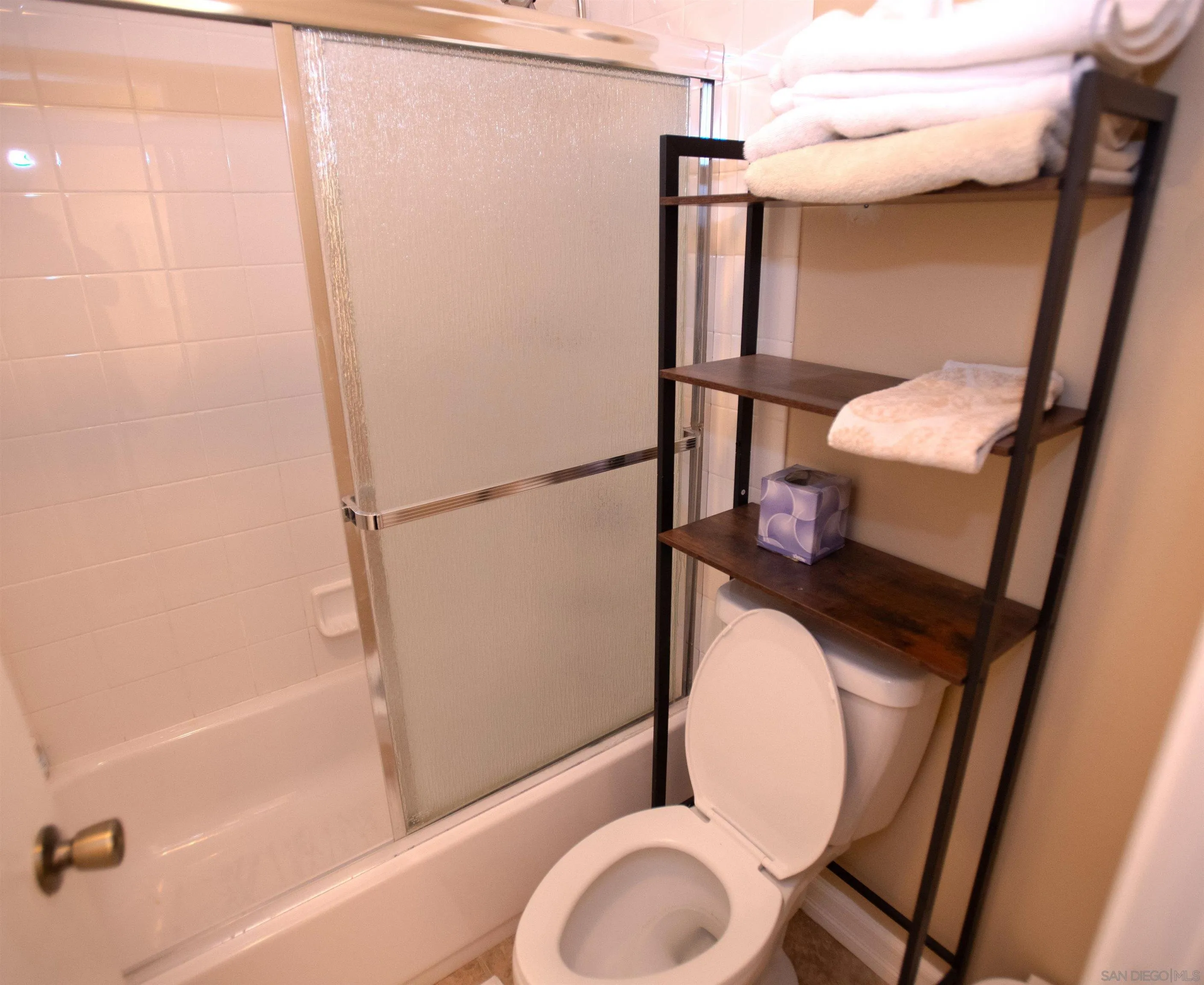 Photo #13: 260003757 Listing: Photo #13