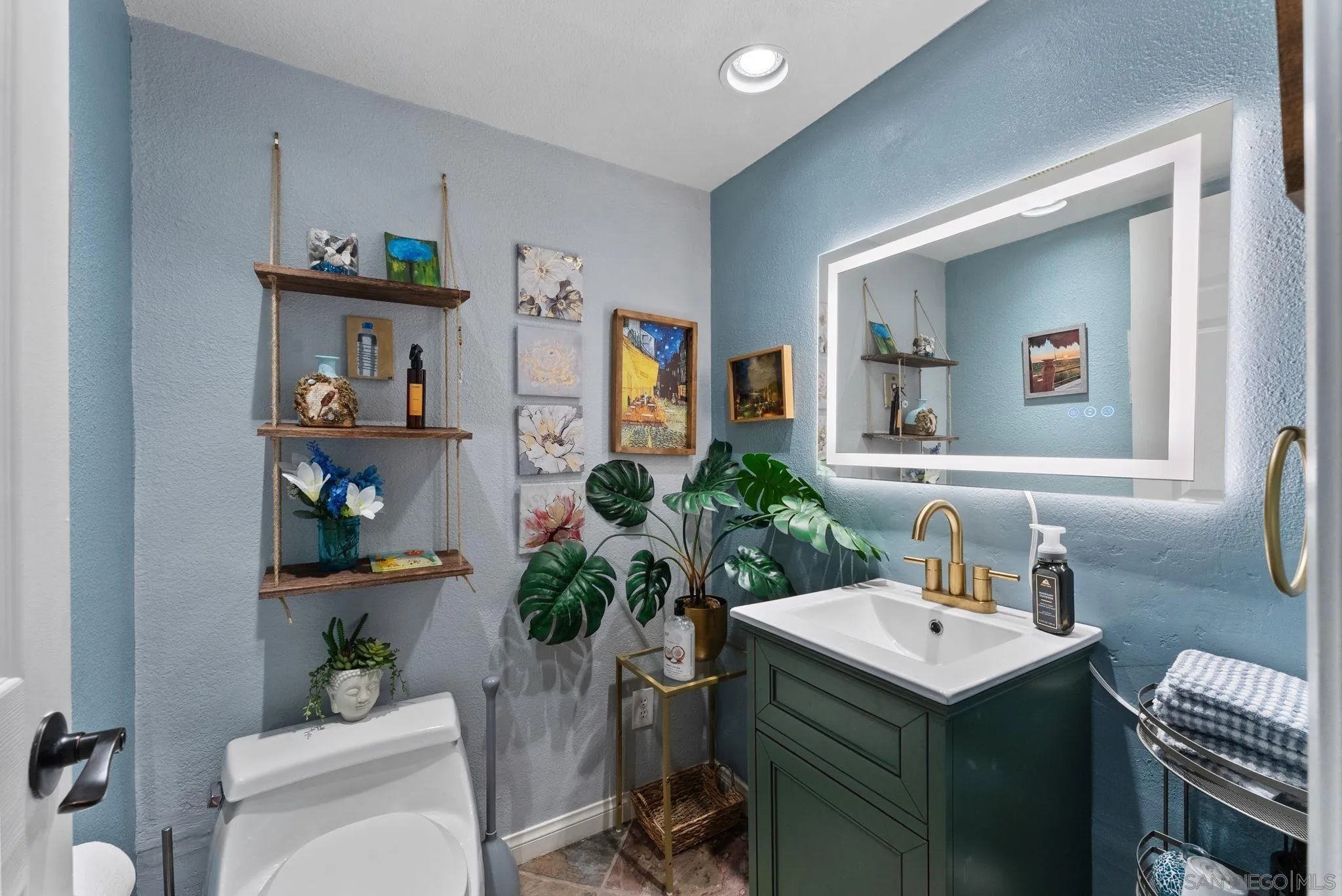 https://cdn.realtyfeed.com/cdn/127/260003758/1a65c11bffa823c9edfb427abc76ccea.webp