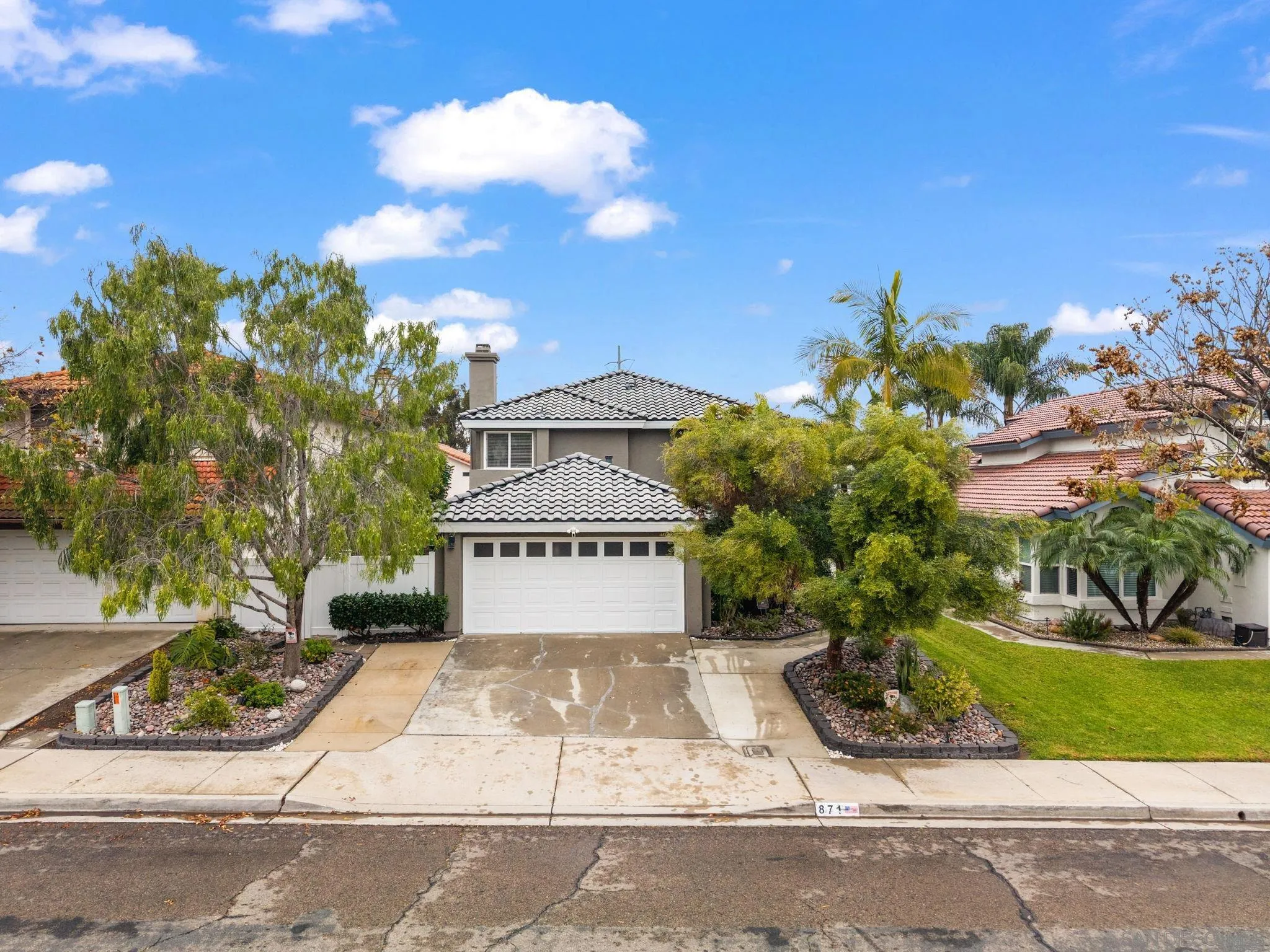 https://cdn.realtyfeed.com/cdn/127/260003758/6cfba68c7585c5520bad399837540705.webp