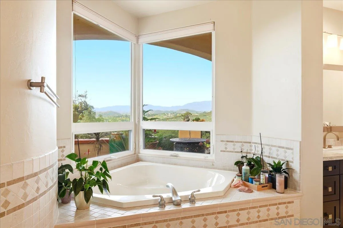 https://cdn.realtyfeed.com/cdn/127/260003761/0d4bd1df9208b9c5051461c7d63c14b7.webp