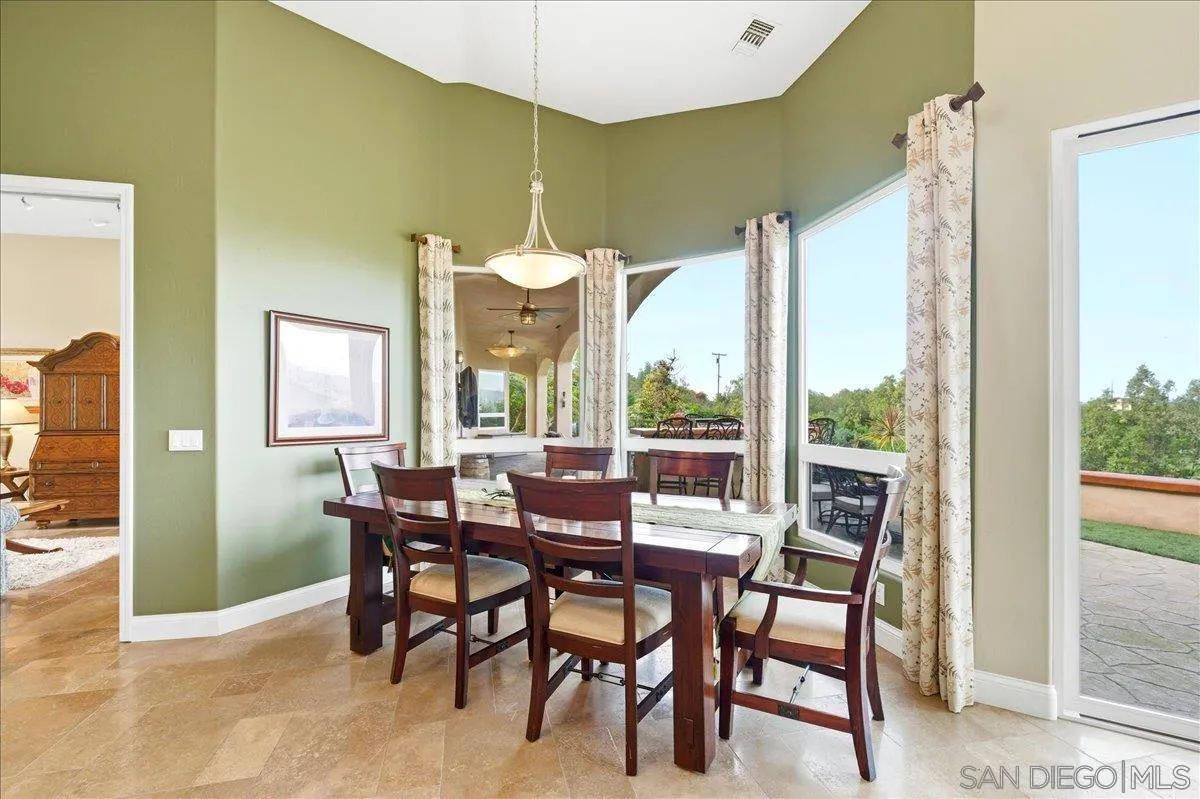 https://cdn.realtyfeed.com/cdn/127/260003761/0eed9cdaee79d5ddb4e626bf7a101a77.webp