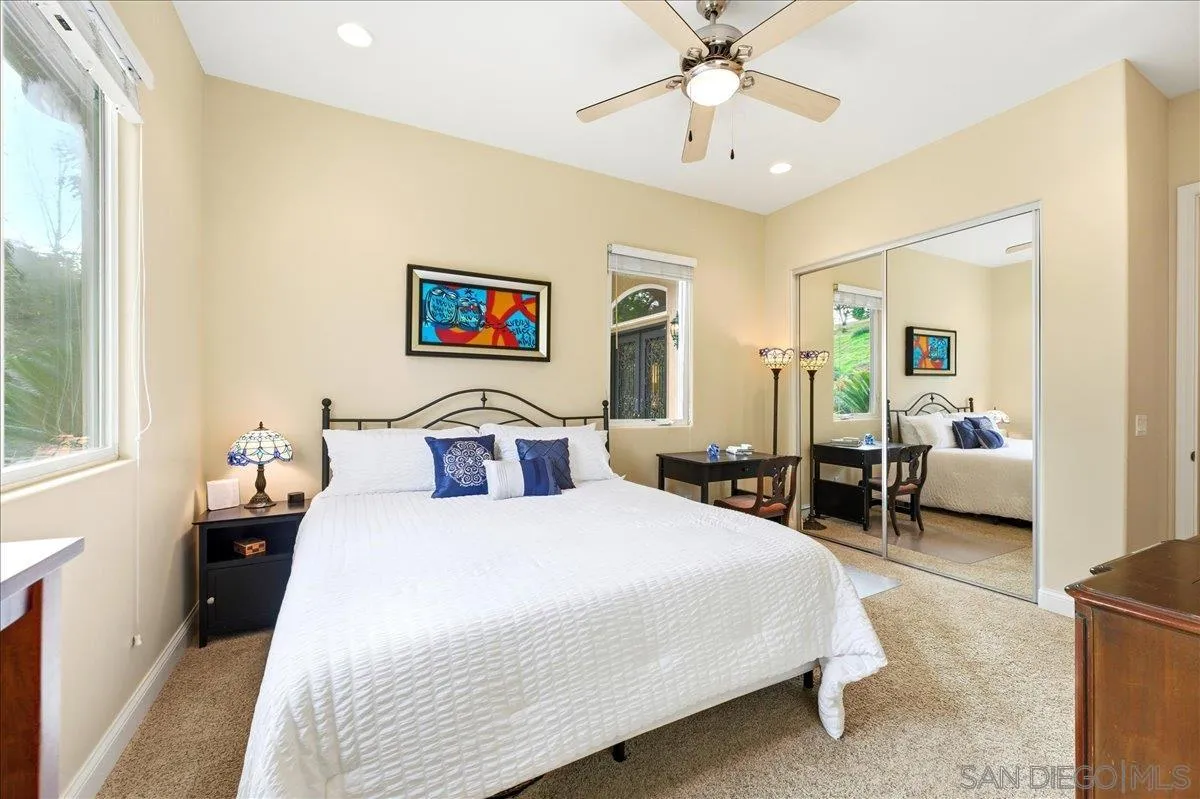 https://cdn.realtyfeed.com/cdn/127/260003761/8f796f5c7716446cf54f5cfc277c127b.webp