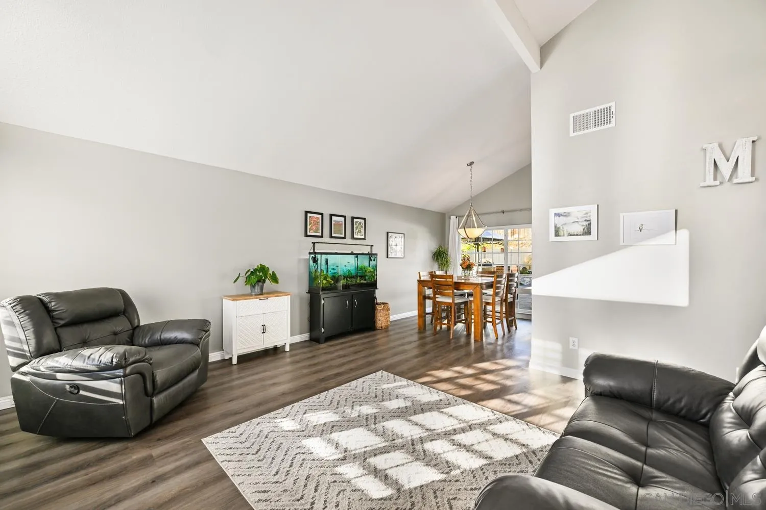 https://cdn.realtyfeed.com/cdn/127/260003763/5869176961975df62b82c4a64f8c8c5d.webp