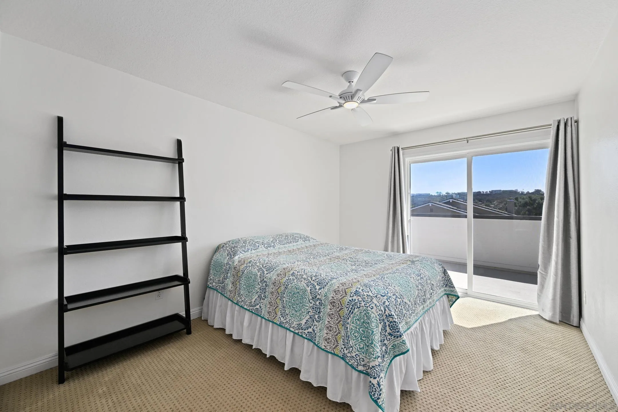 https://cdn.realtyfeed.com/cdn/127/260003763/774c3b58d01c9f084eeb9be014e90c21.webp