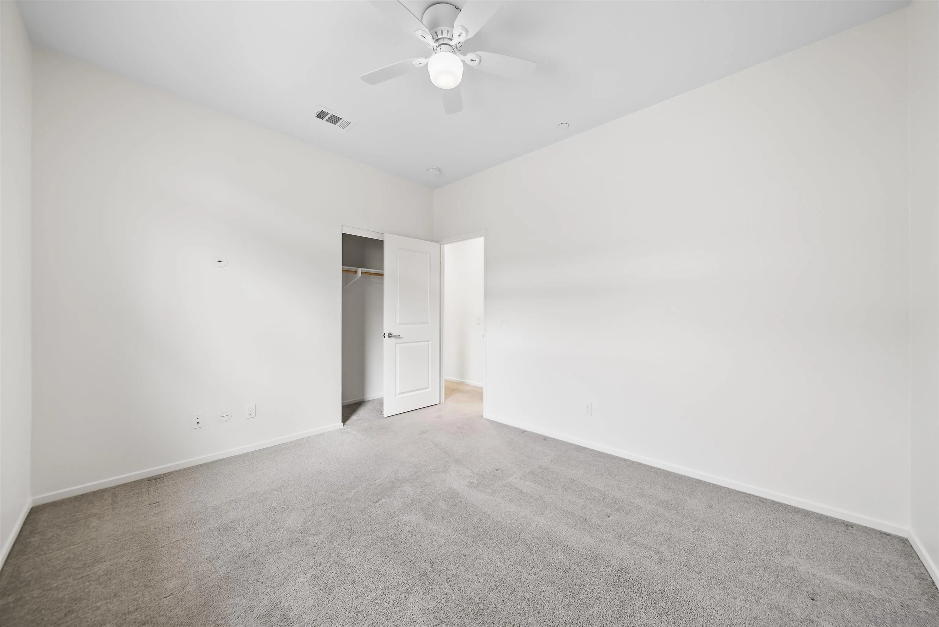 Photo #15: 260003764 Listing: Photo #15