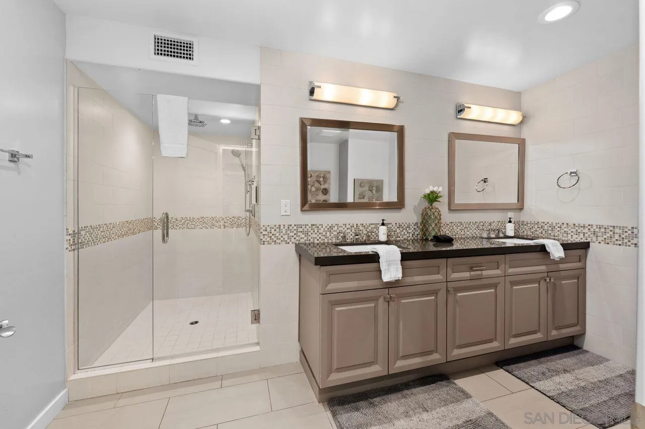 Photo #23: 260003765 Listing: Photo #23