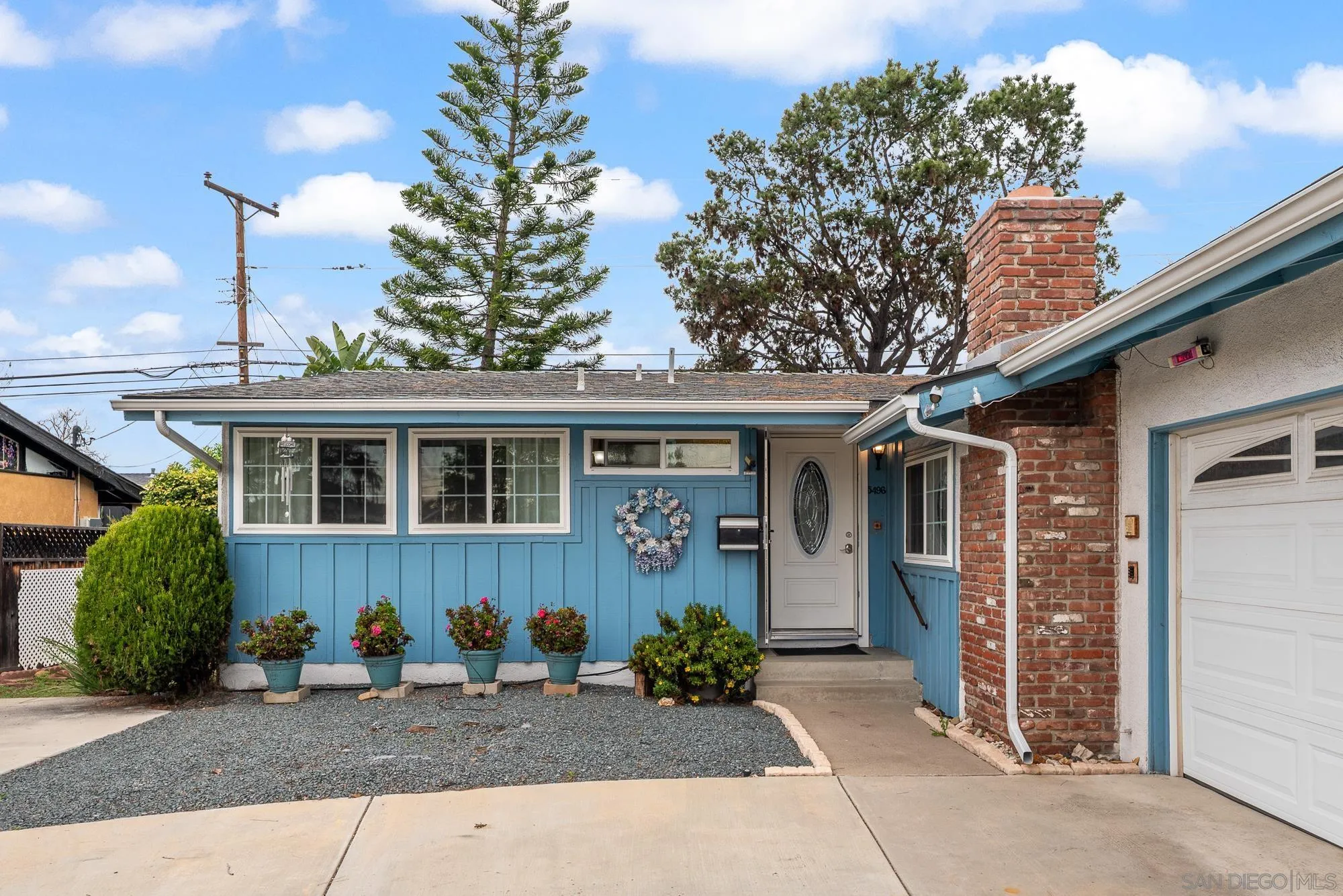 https://cdn.realtyfeed.com/cdn/127/260003768/48e41083ec8cb146248b011c59d914f6.webp