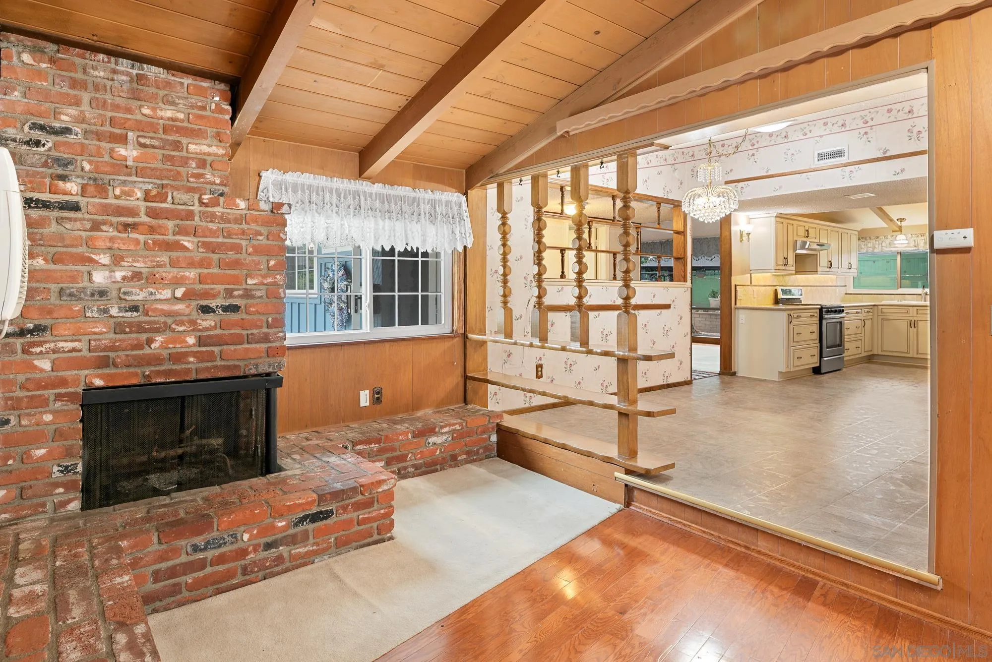 https://cdn.realtyfeed.com/cdn/127/260003768/cc923207d6102577526ef7866c68b295.webp