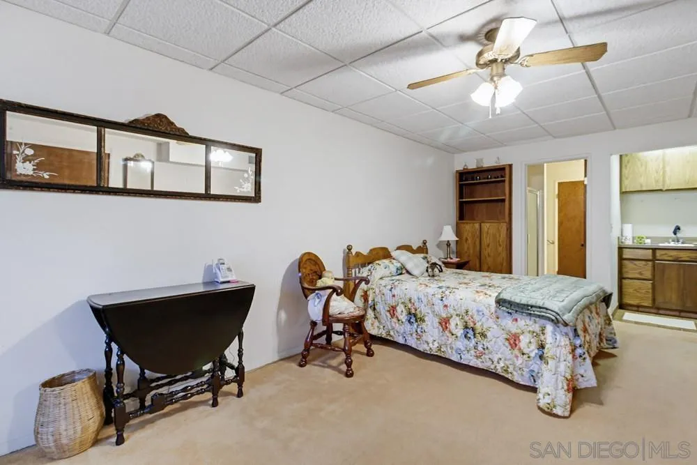 https://cdn.realtyfeed.com/cdn/127/260003775/1ab0a4caaac5f8f2665835d43e184e59.webp