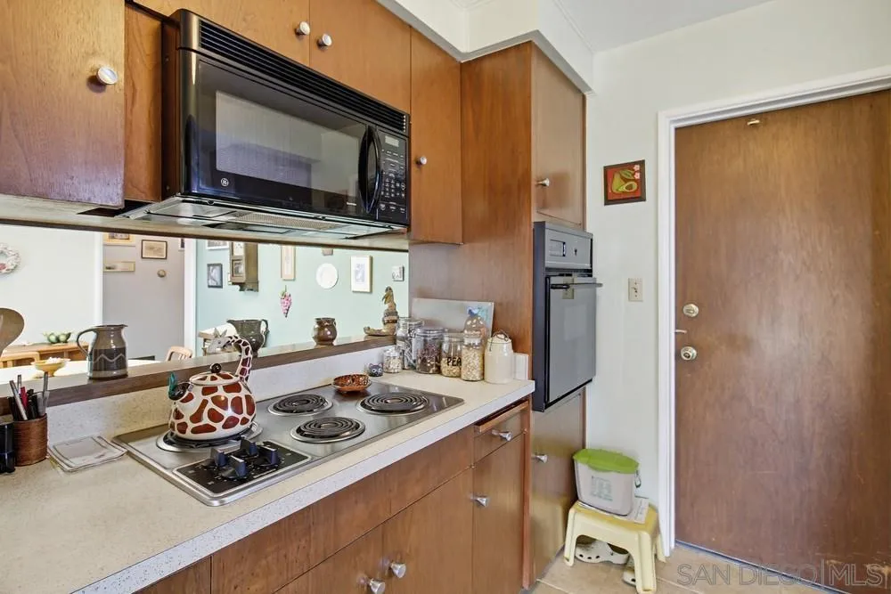 https://cdn.realtyfeed.com/cdn/127/260003775/6c31ed3c9dfa1a51920c3b04f4b7e7b2.webp