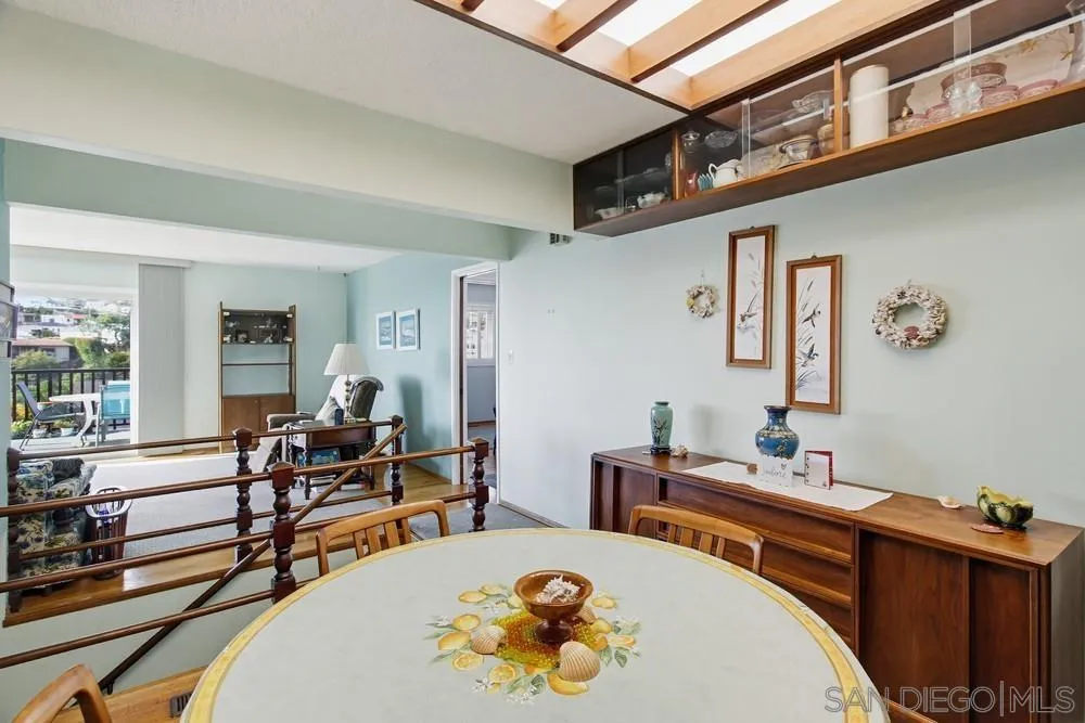 https://cdn.realtyfeed.com/cdn/127/260003775/fb8155ba13c3b8ab6fed69b268eba6c1.webp