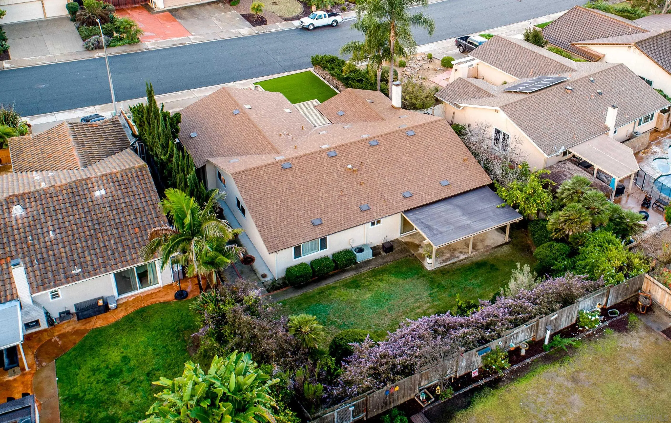 https://cdn.realtyfeed.com/cdn/127/260003777/c5db36e3adc3a50654b8f22f068932b8.webp