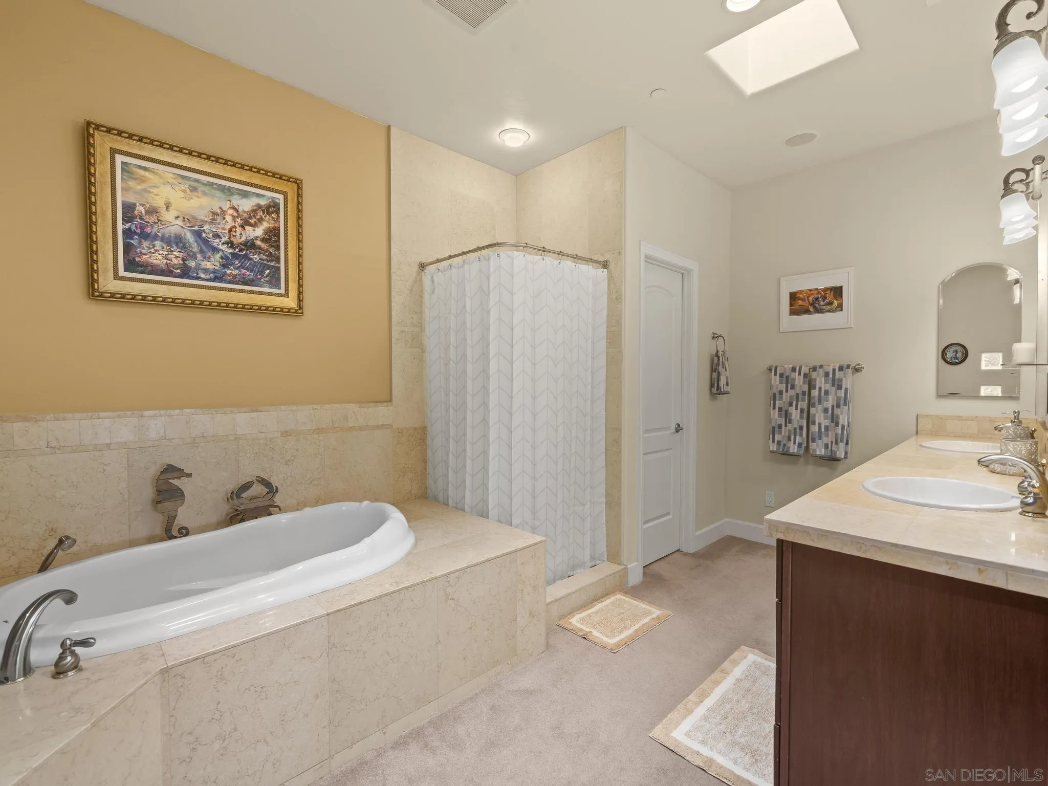 https://cdn.realtyfeed.com/cdn/127/260003779/34266895e737f3e4884e5ca1b0f26990.webp