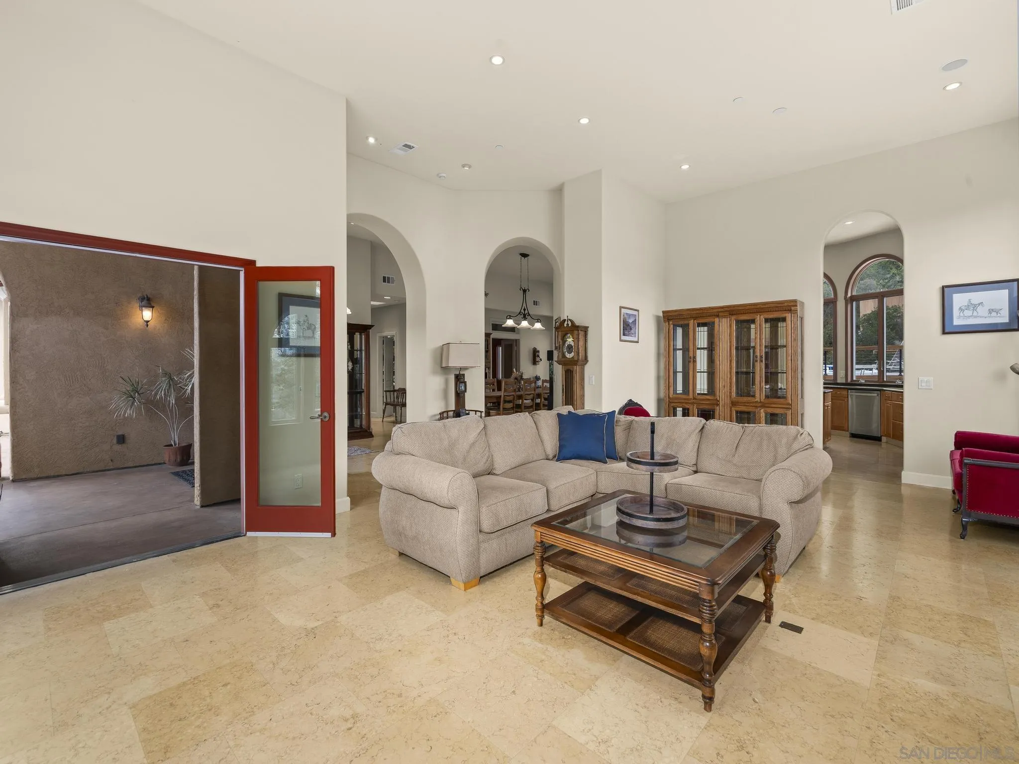 https://cdn.realtyfeed.com/cdn/127/260003779/41249fdeb5fc29fba1a76dc1fd1891a0.webp