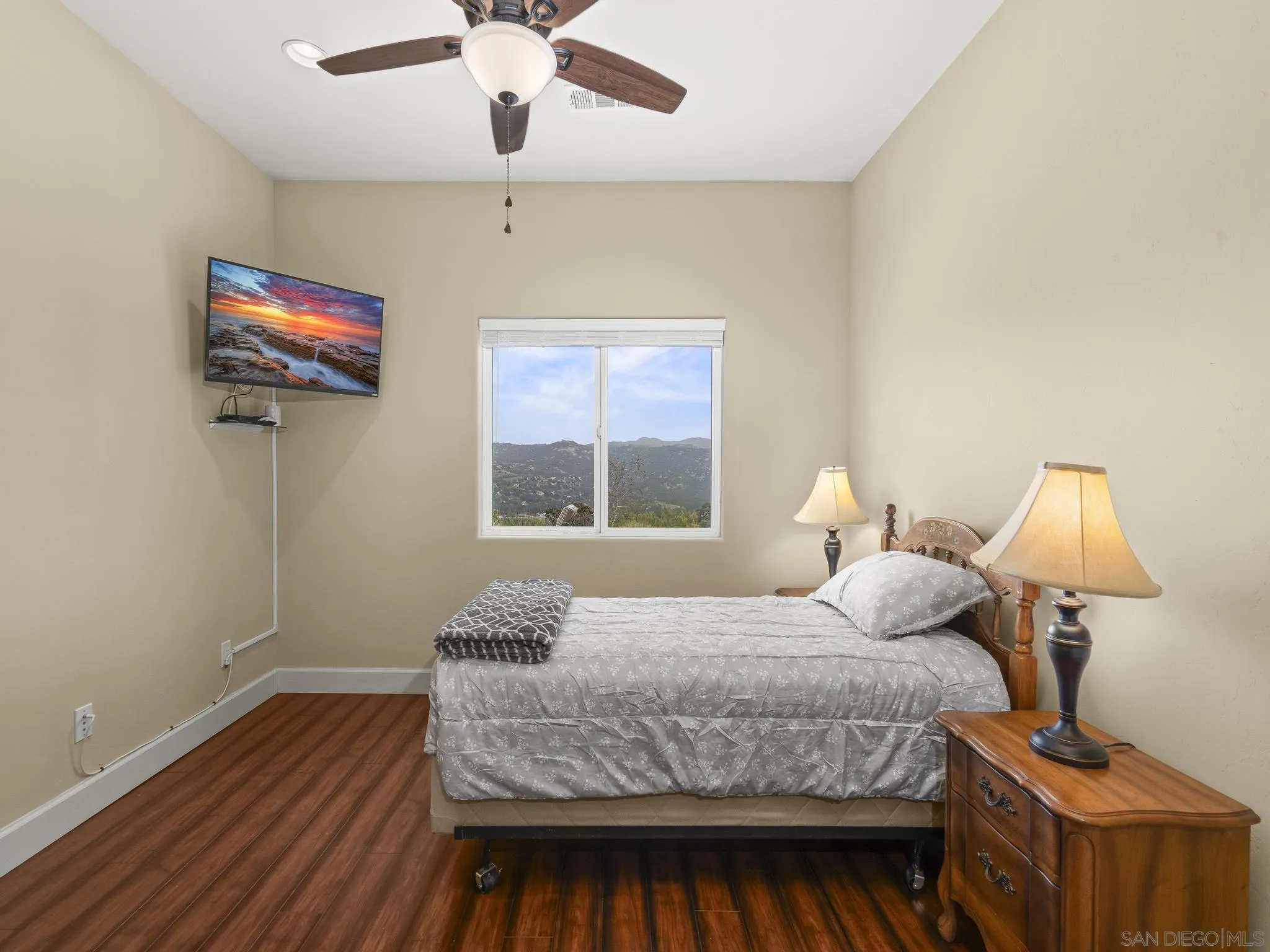https://cdn.realtyfeed.com/cdn/127/260003779/4821eb1f6897487824ec37a79c2a26be.webp