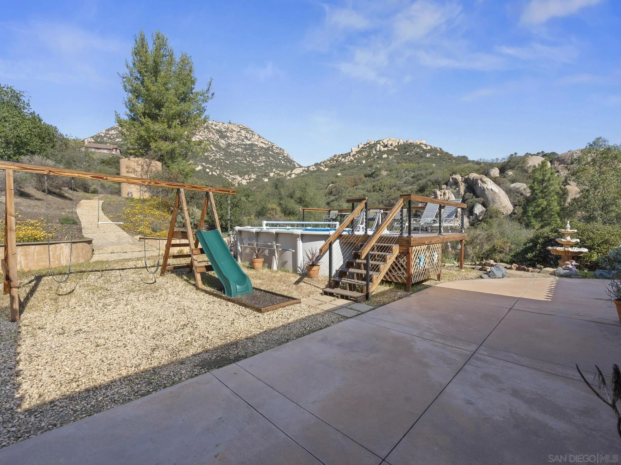 https://cdn.realtyfeed.com/cdn/127/260003779/5a531cc1b2393b8a45b09afefe70eaef.webp