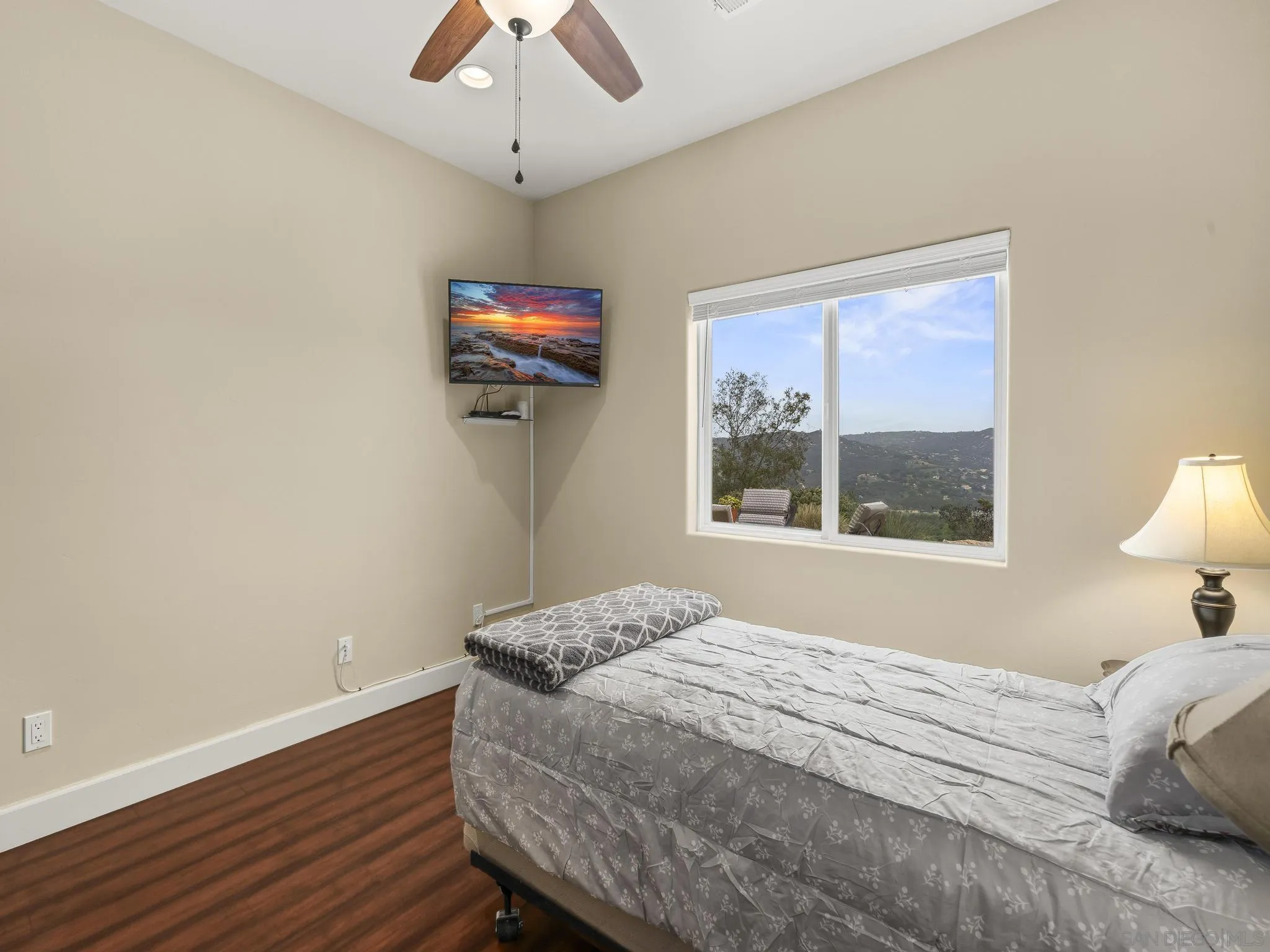 https://cdn.realtyfeed.com/cdn/127/260003779/6000aac2e0a56d117aa0178b2881628d.webp