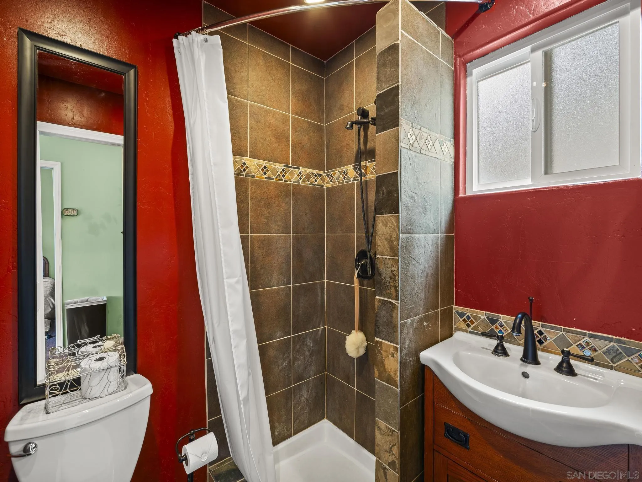 https://cdn.realtyfeed.com/cdn/127/260003779/b0362cefac6467b9b0f2baf08e0cb27f.webp