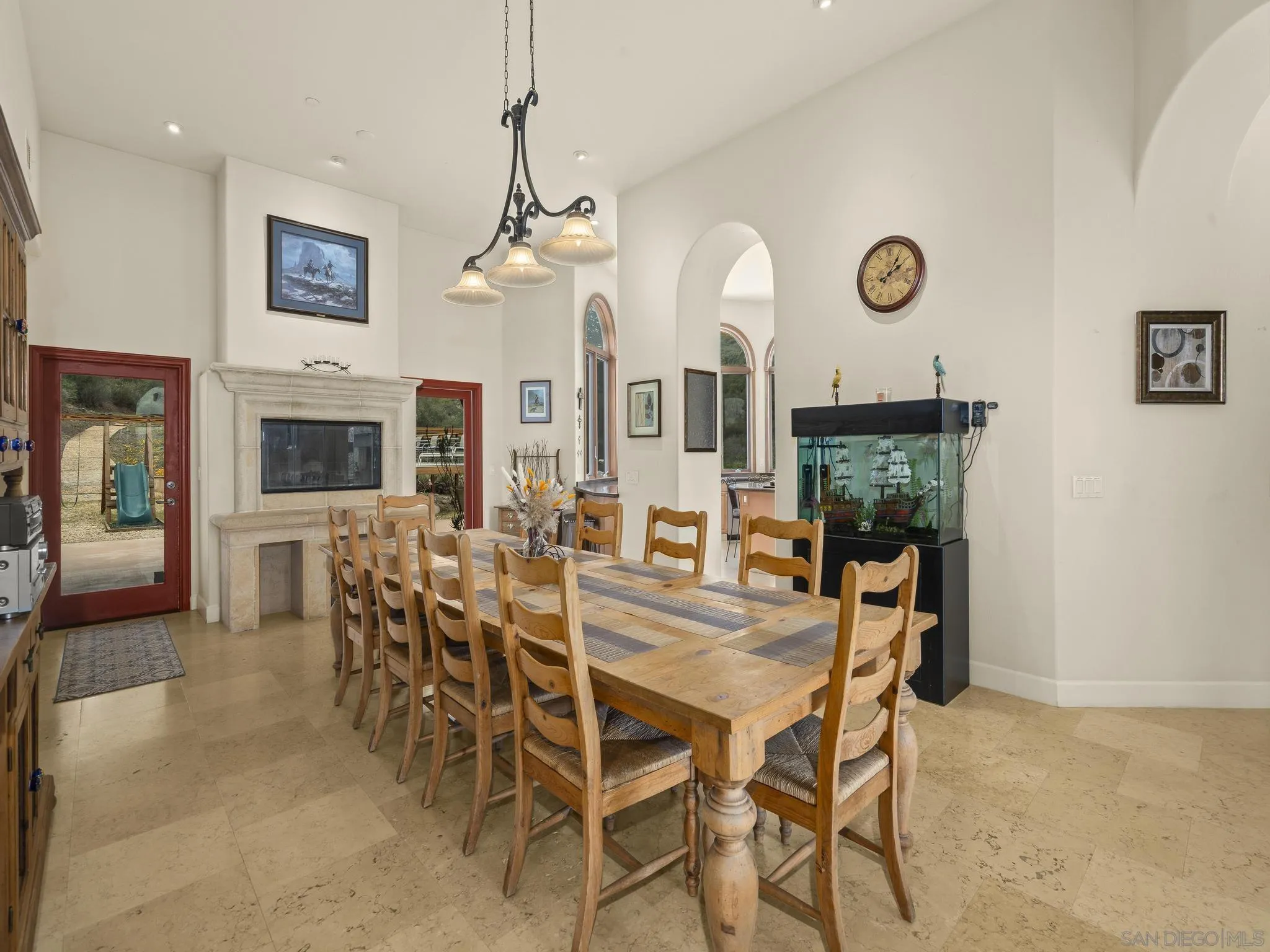 https://cdn.realtyfeed.com/cdn/127/260003779/be3f74c3a9415354f16d967d78a94fb2.webp