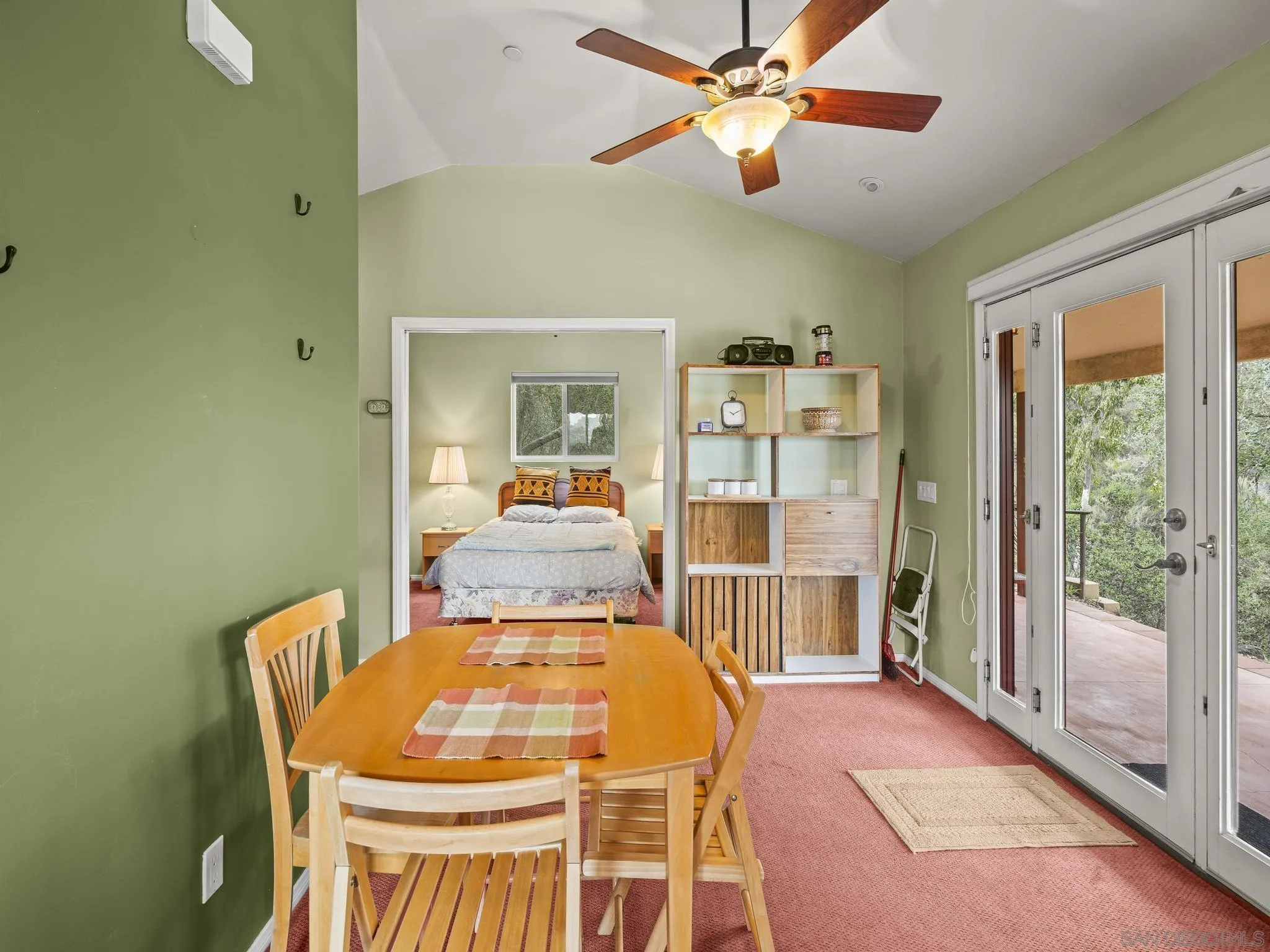 https://cdn.realtyfeed.com/cdn/127/260003779/edeb406570fa22bad4c5d9986f9c55ef.webp