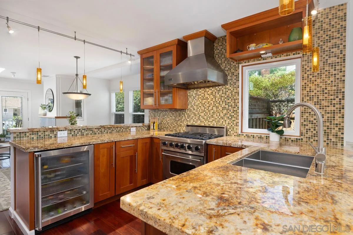 https://cdn.realtyfeed.com/cdn/127/260003788/ba287cb4c74a7fba3b053e3a5d38275f.webp