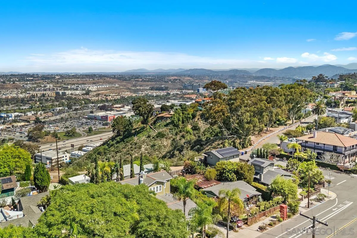 https://cdn.realtyfeed.com/cdn/127/260003788/cd7d1337677064e0b0a7482ce6e44e24.webp
