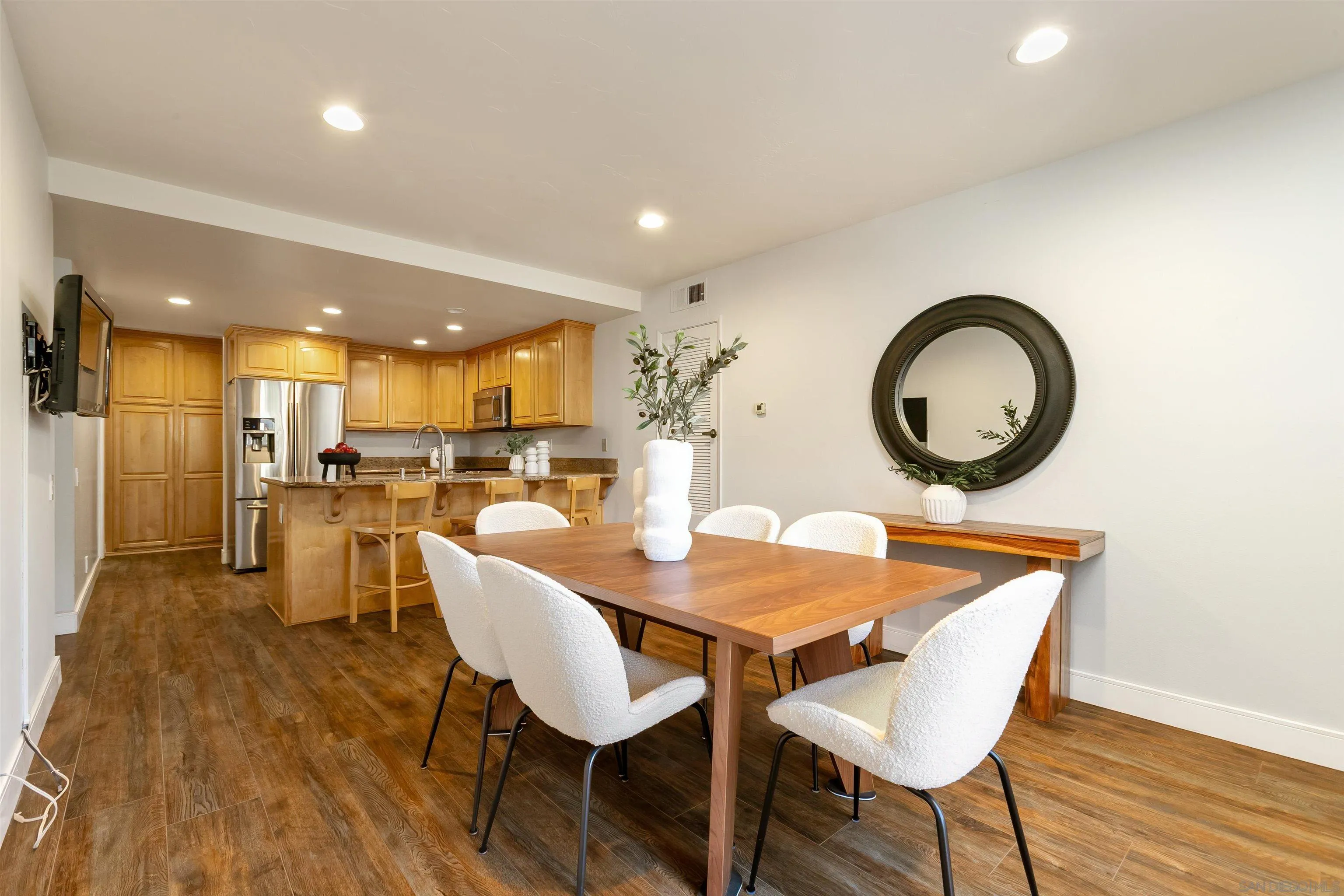 Photo #4: 260003789 Listing: Photo #4