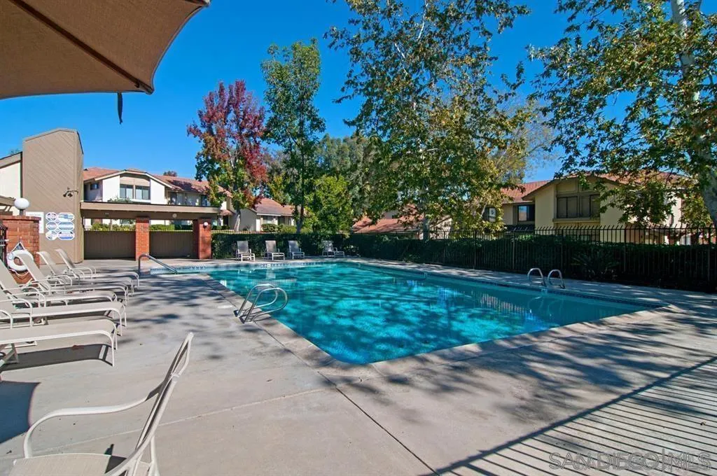 Photo #34: 260003789 Listing: Photo #34
