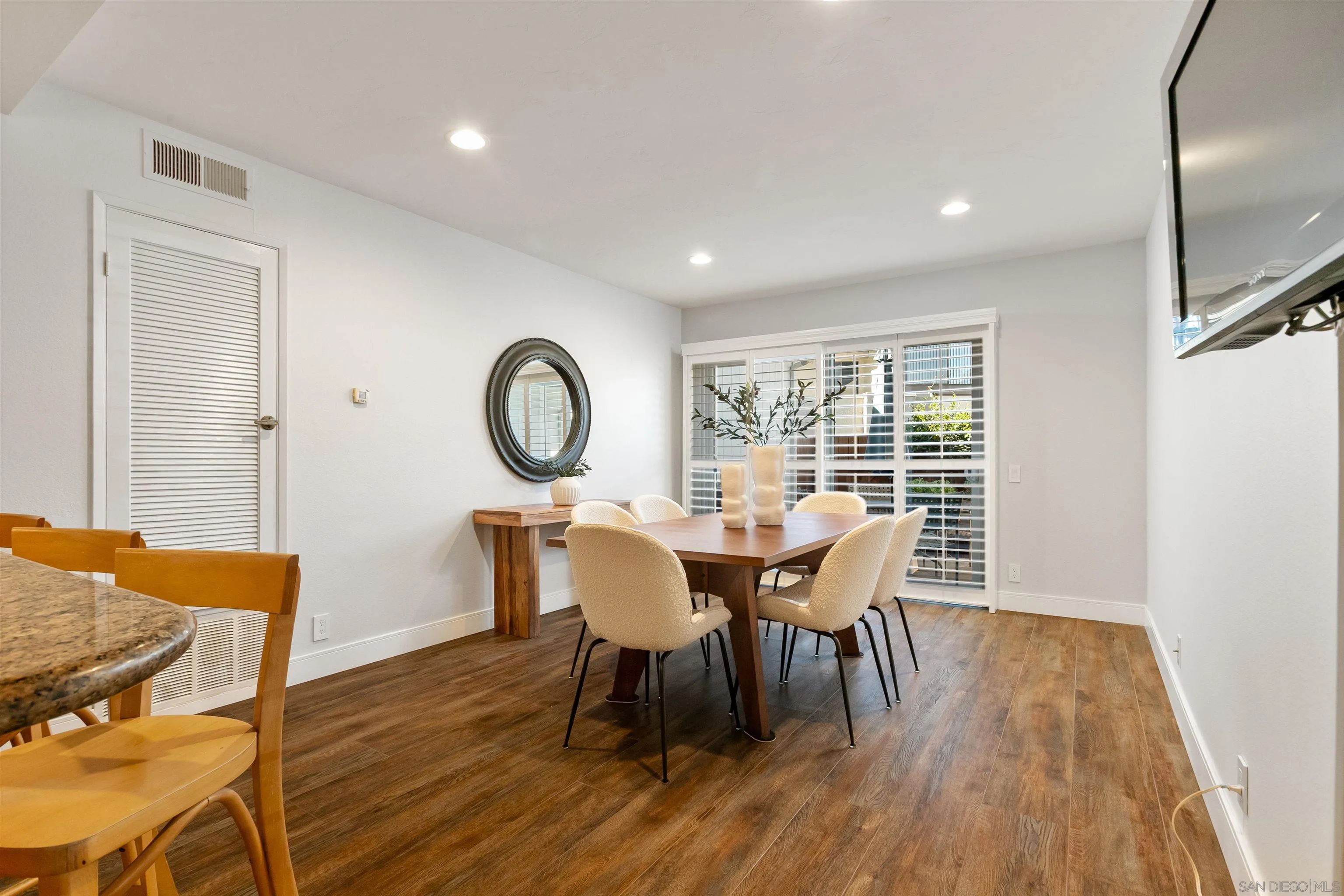 Photo #9: 260003789 Listing: Photo #9