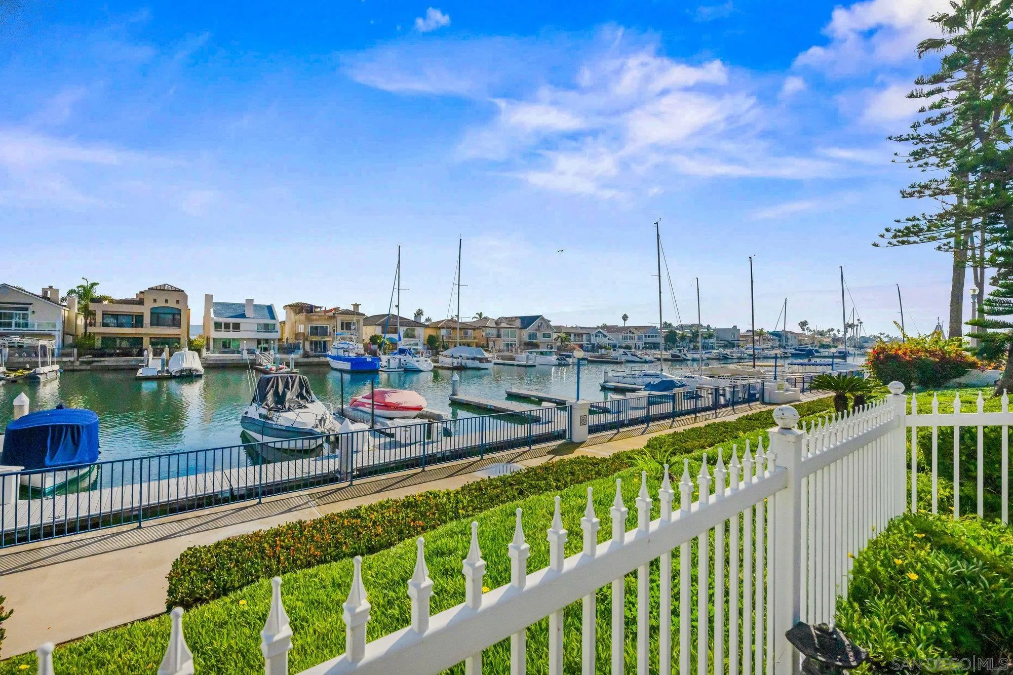 https://cdn.realtyfeed.com/cdn/127/260003796/135c094232746567024f07988bca26fc.webp