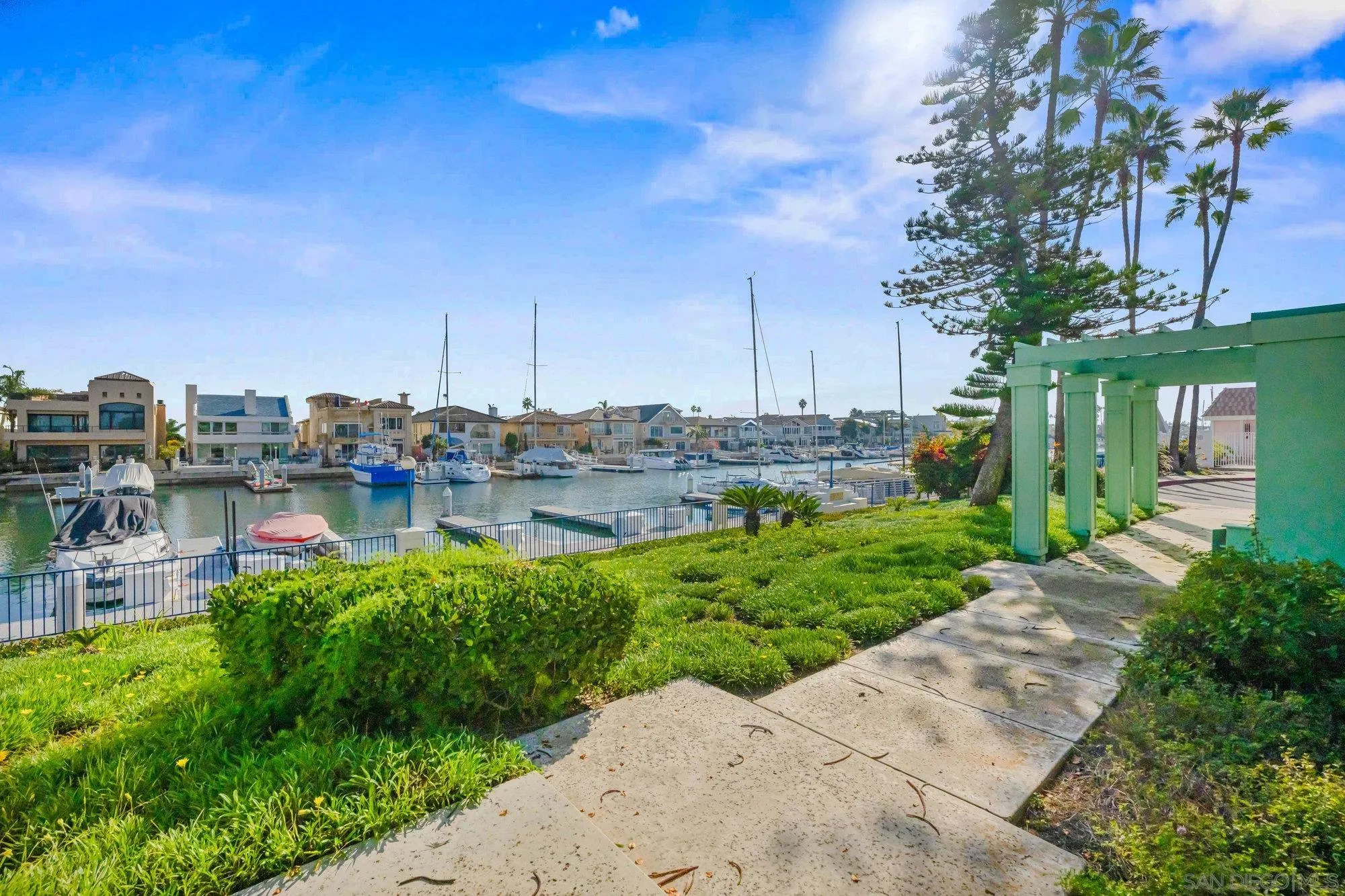 https://cdn.realtyfeed.com/cdn/127/260003796/16ce02d2f67422954fe4c3697f6ed01b.webp