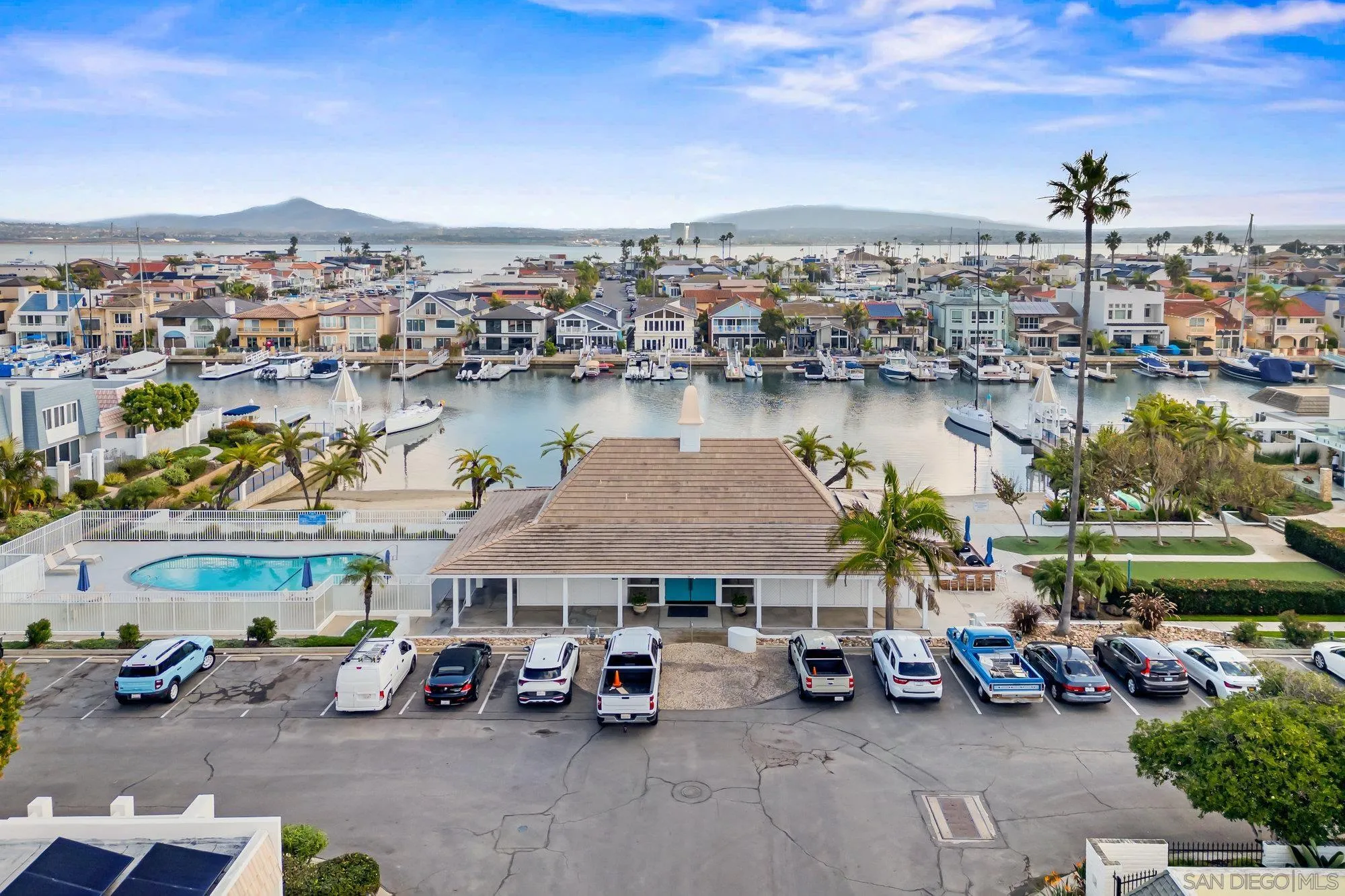 https://cdn.realtyfeed.com/cdn/127/260003796/6c45b9fc90b35b7721468167b63e6b52.webp