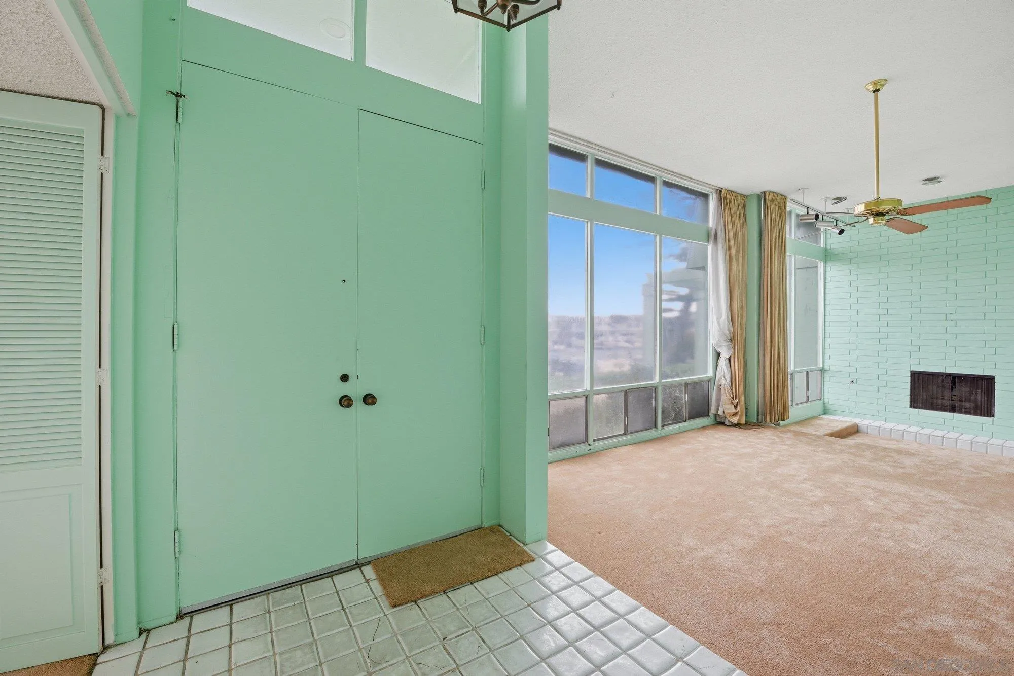 https://cdn.realtyfeed.com/cdn/127/260003796/8edaedaeb1389226867aa5470d6314bf.webp