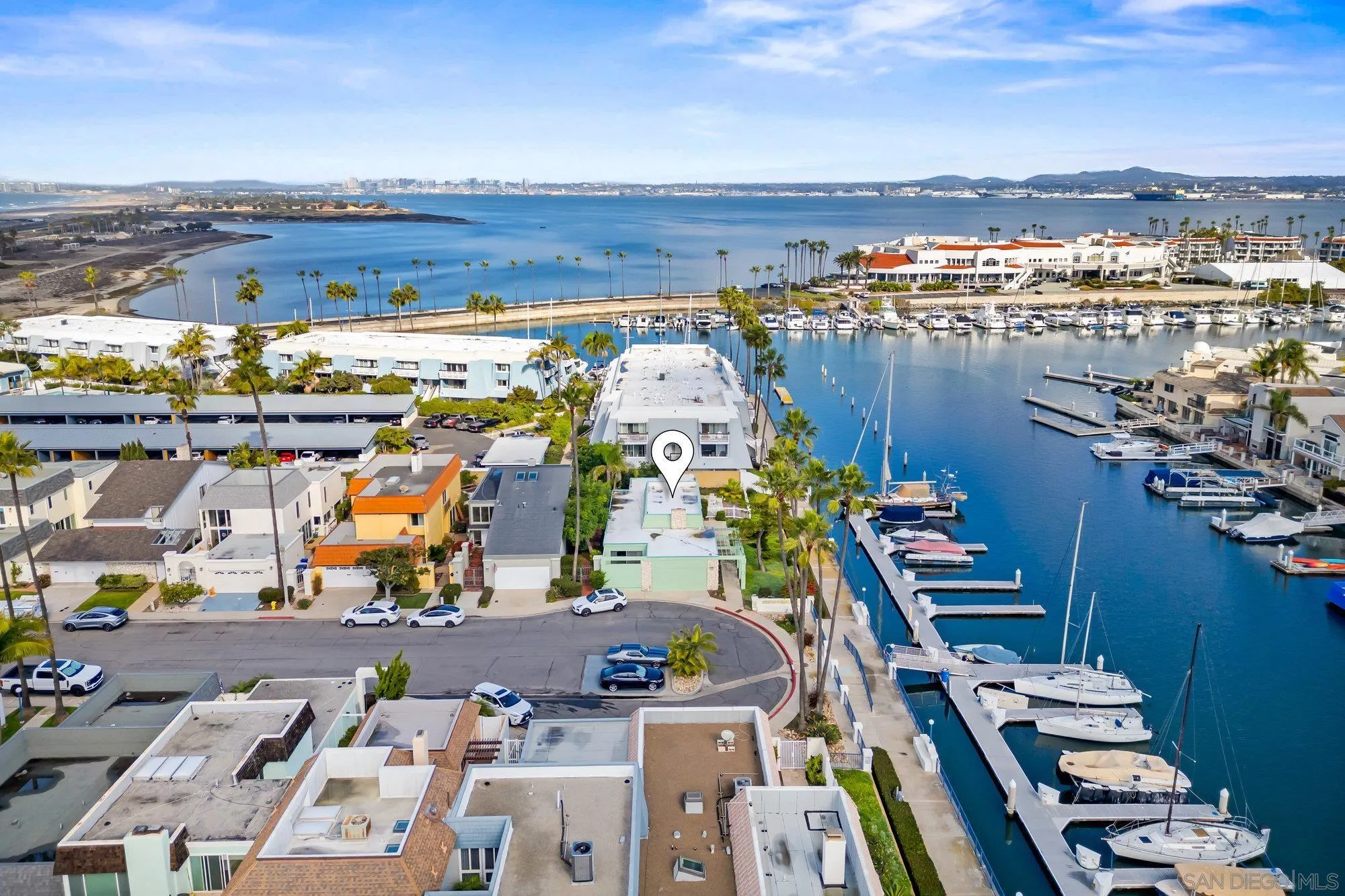https://cdn.realtyfeed.com/cdn/127/260003796/bb22c4170f4224e96922a851f879581d.webp