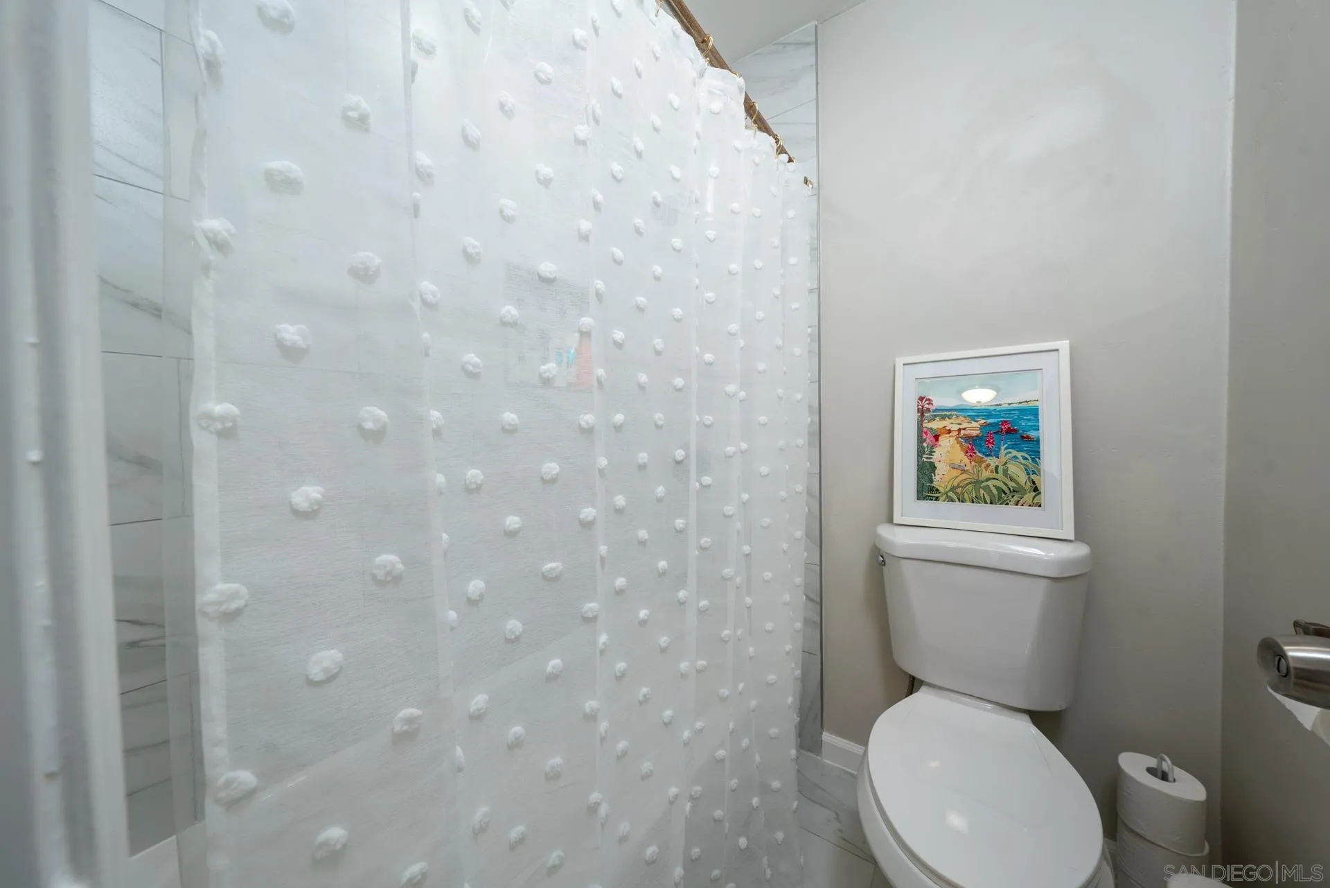 Photo #12: 260003797 Listing: Photo #12