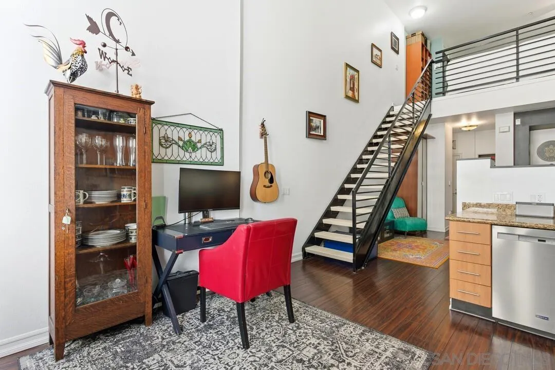 https://cdn.realtyfeed.com/cdn/127/260003800/15ec4ce3a3efd6449462610177839bec.webp