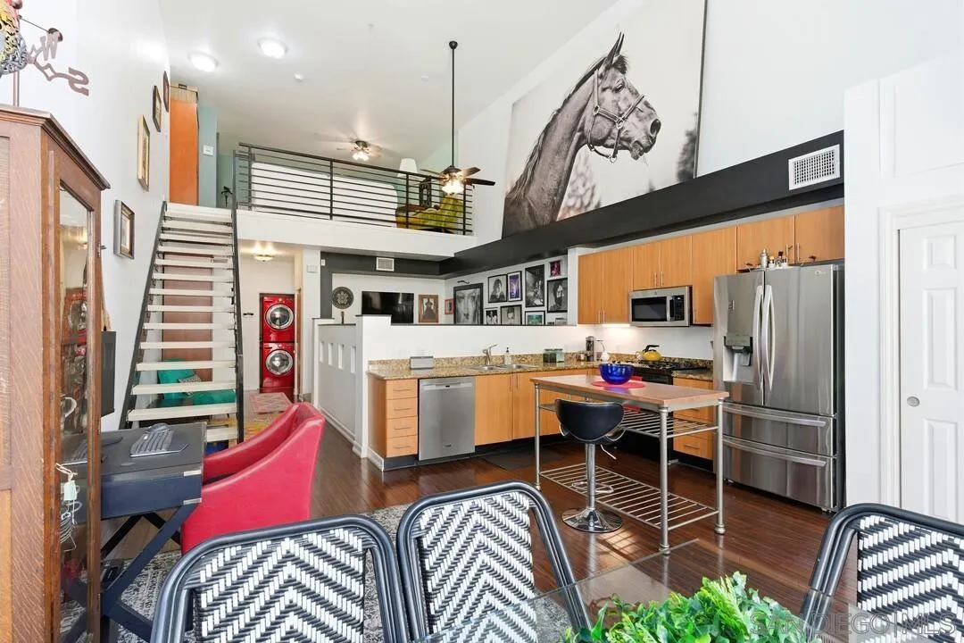 https://cdn.realtyfeed.com/cdn/127/260003800/1a062ec196a1622ba252be5b57f283b0.webp