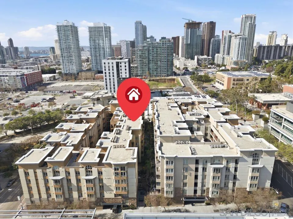 https://cdn.realtyfeed.com/cdn/127/260003800/91b726b902cfb80910916a83eb403831.webp