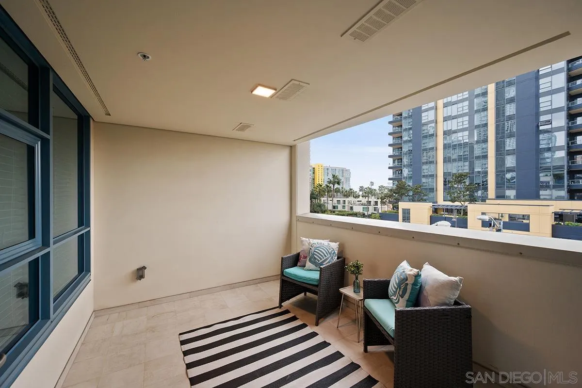 https://cdn.realtyfeed.com/cdn/127/260003816/09168b8fcb65883903b5be8faf8b3b19.webp