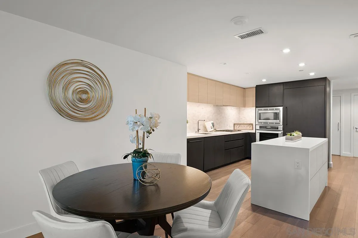 Photo #9: 260003816 Listing: Photo #9