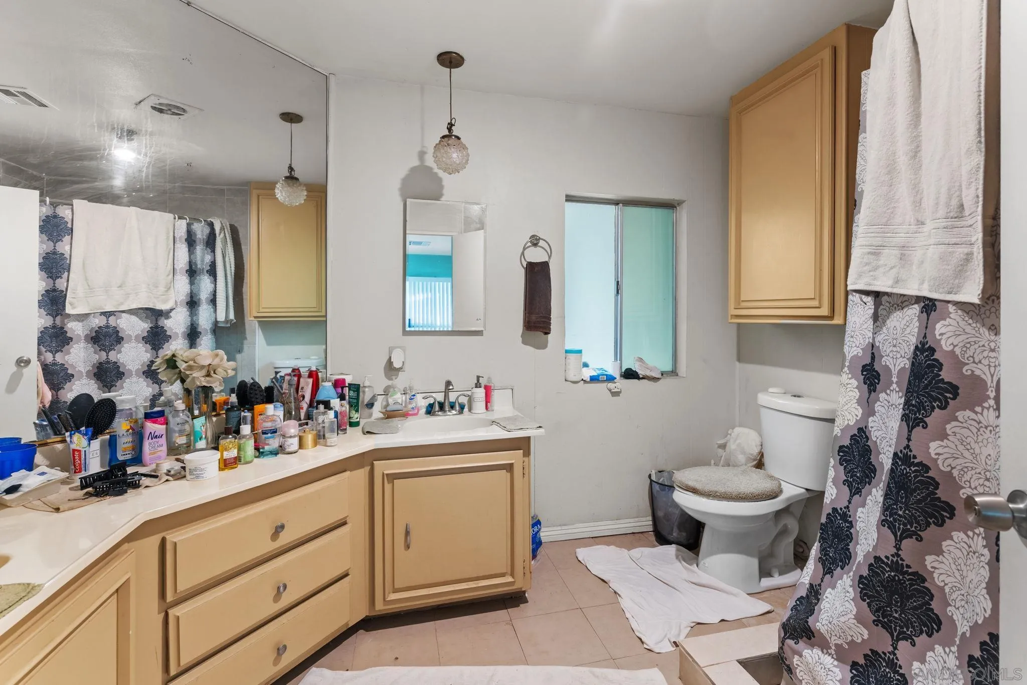 https://cdn.realtyfeed.com/cdn/127/260003821/852d38851366f31d7f617a1439168e6d.webp