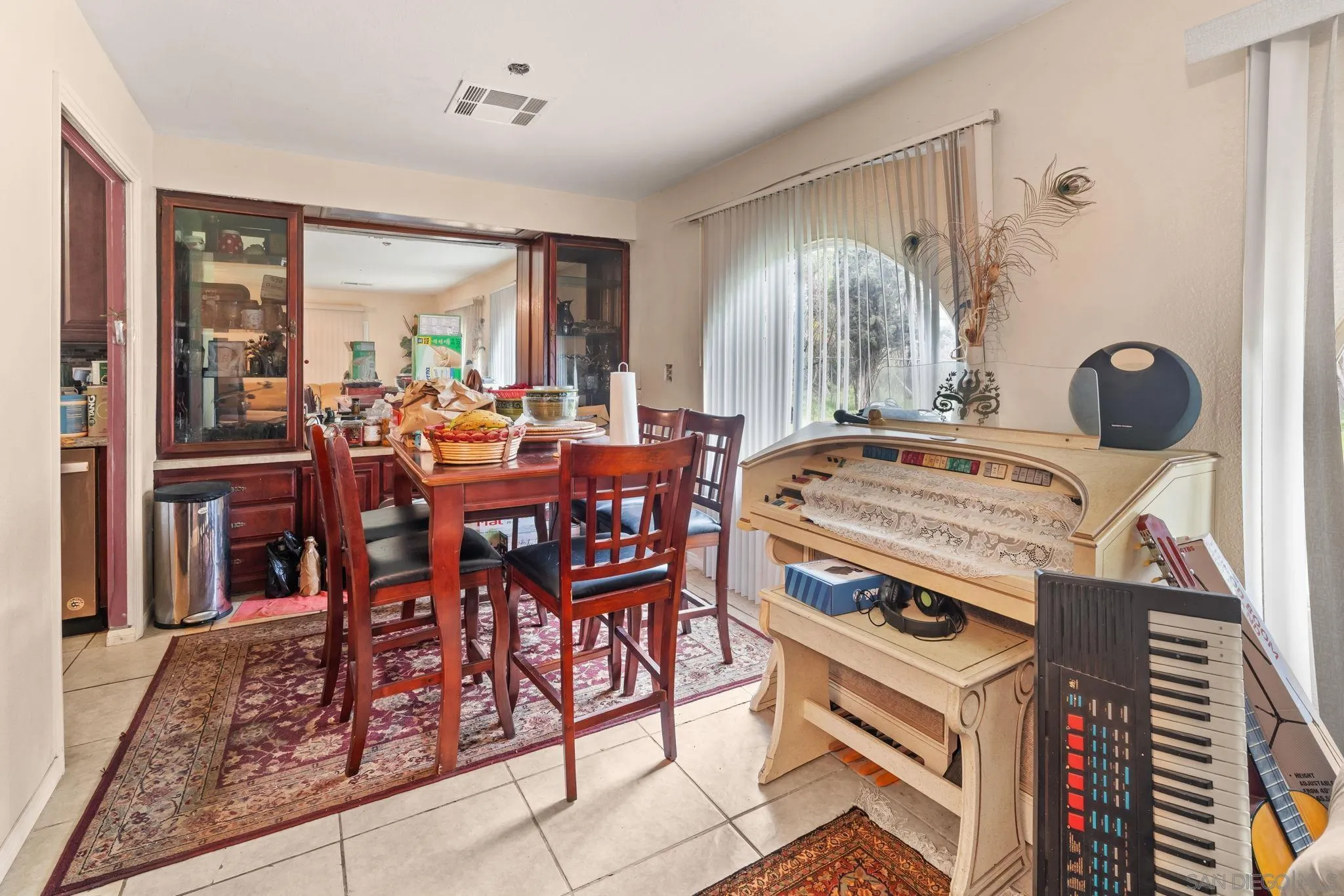 https://cdn.realtyfeed.com/cdn/127/260003821/ae0df8f5b5bb62e90cc629b275777cd9.webp