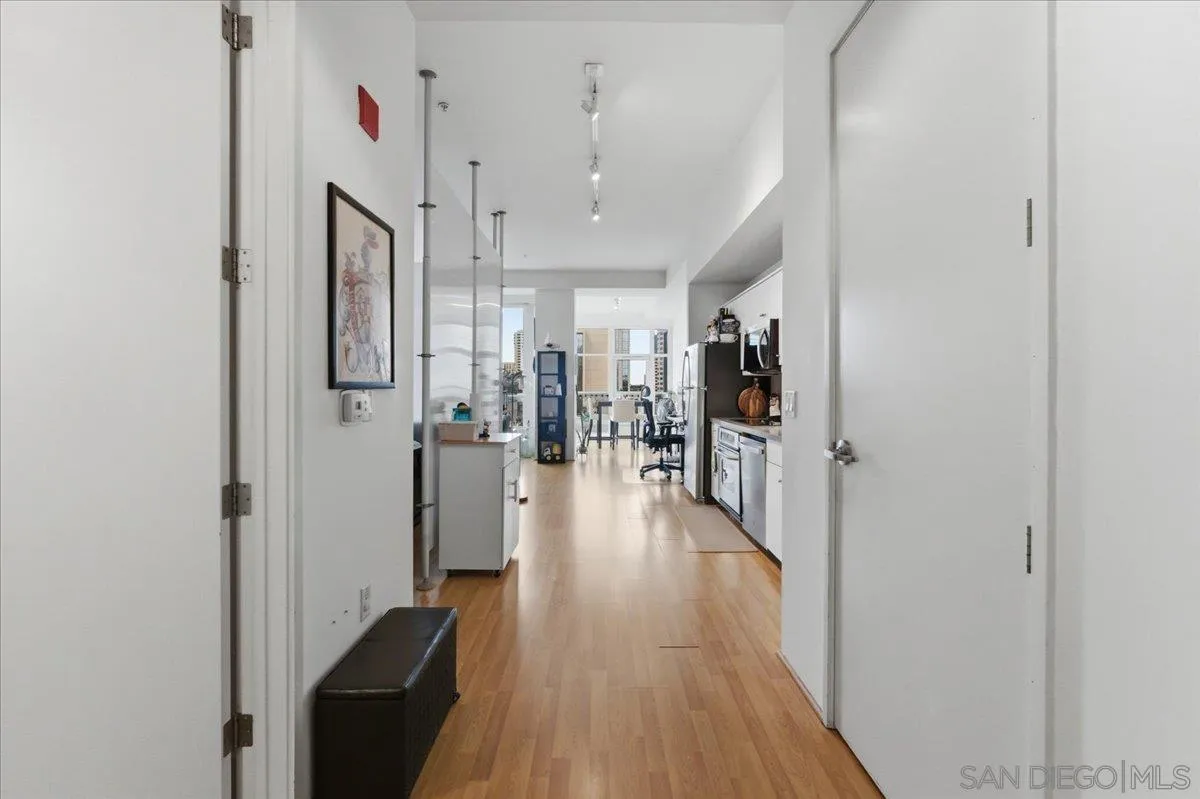 https://cdn.realtyfeed.com/cdn/127/260003824/05ff51f3388c00026e156eb3f51efd4c.webp