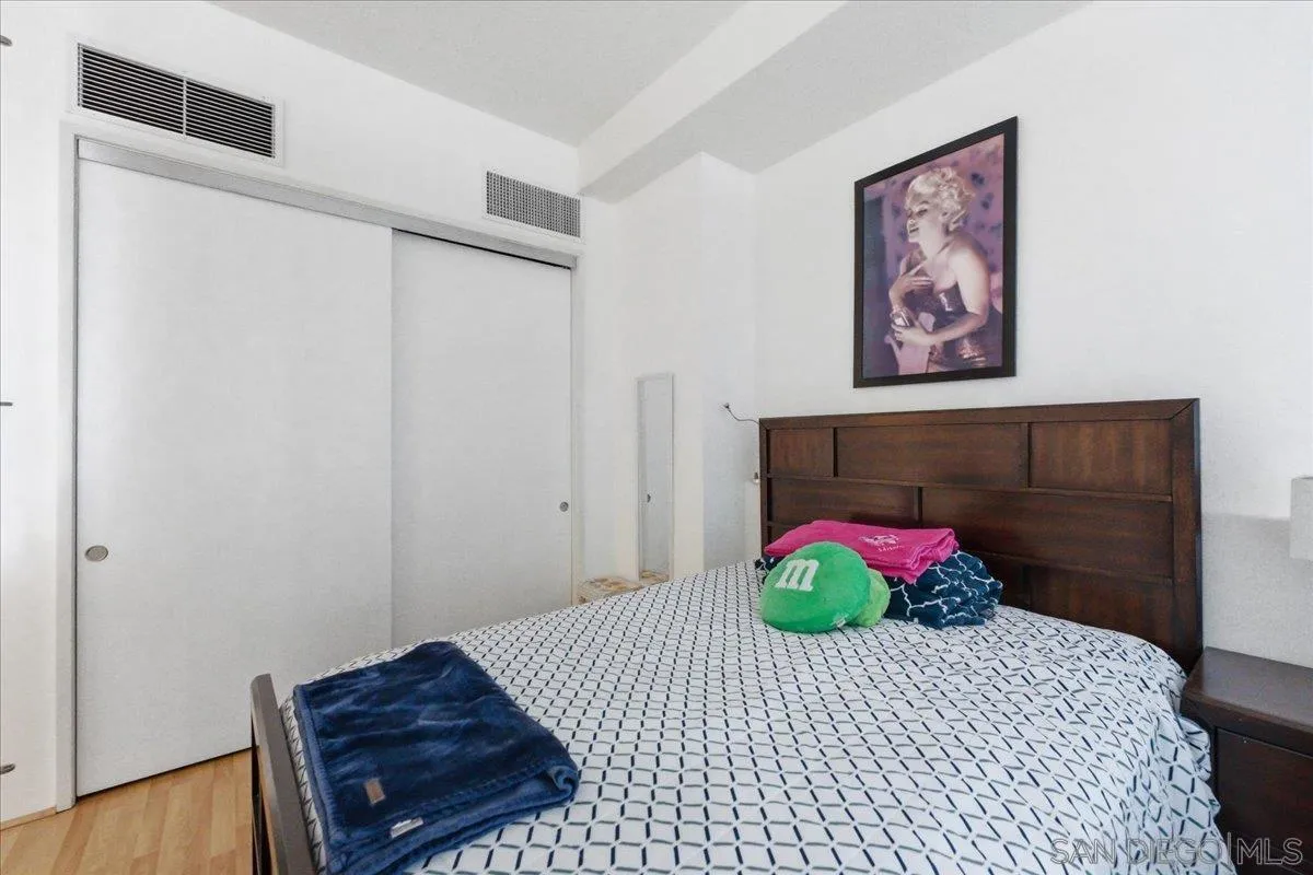 https://cdn.realtyfeed.com/cdn/127/260003824/b2076f699a694956708437a4ce7a5bb9.webp