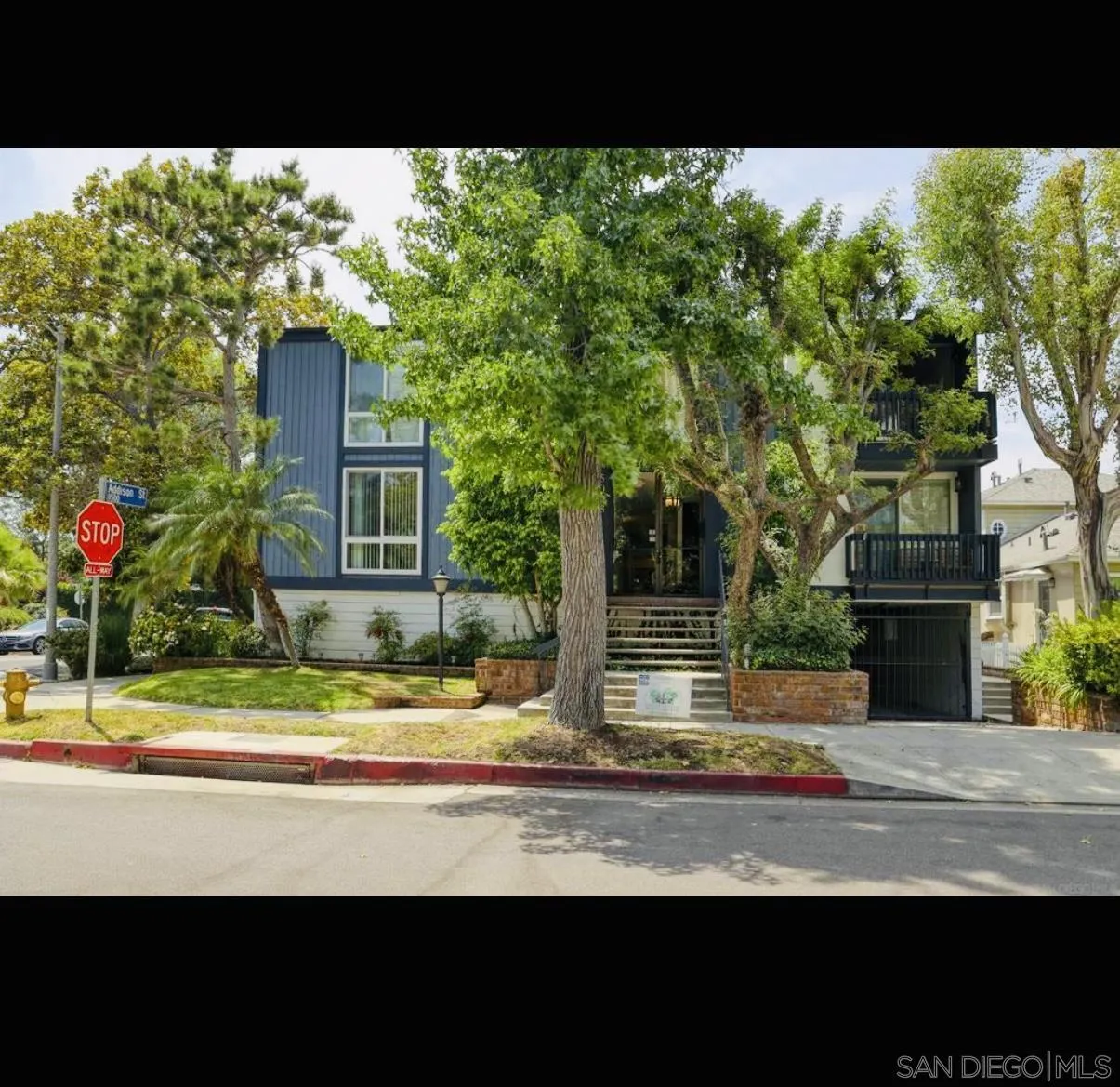 5003 Westpark Dr. Unit 203, Valley Village, CA 91601 - Photo 2 of 30, Valley Village, CA